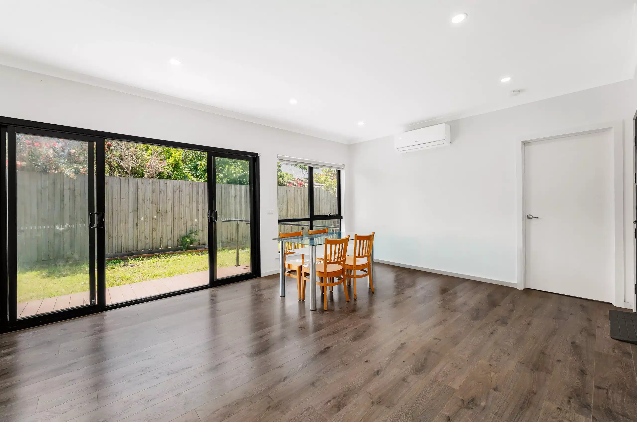Single Room Ensuite - Common Area