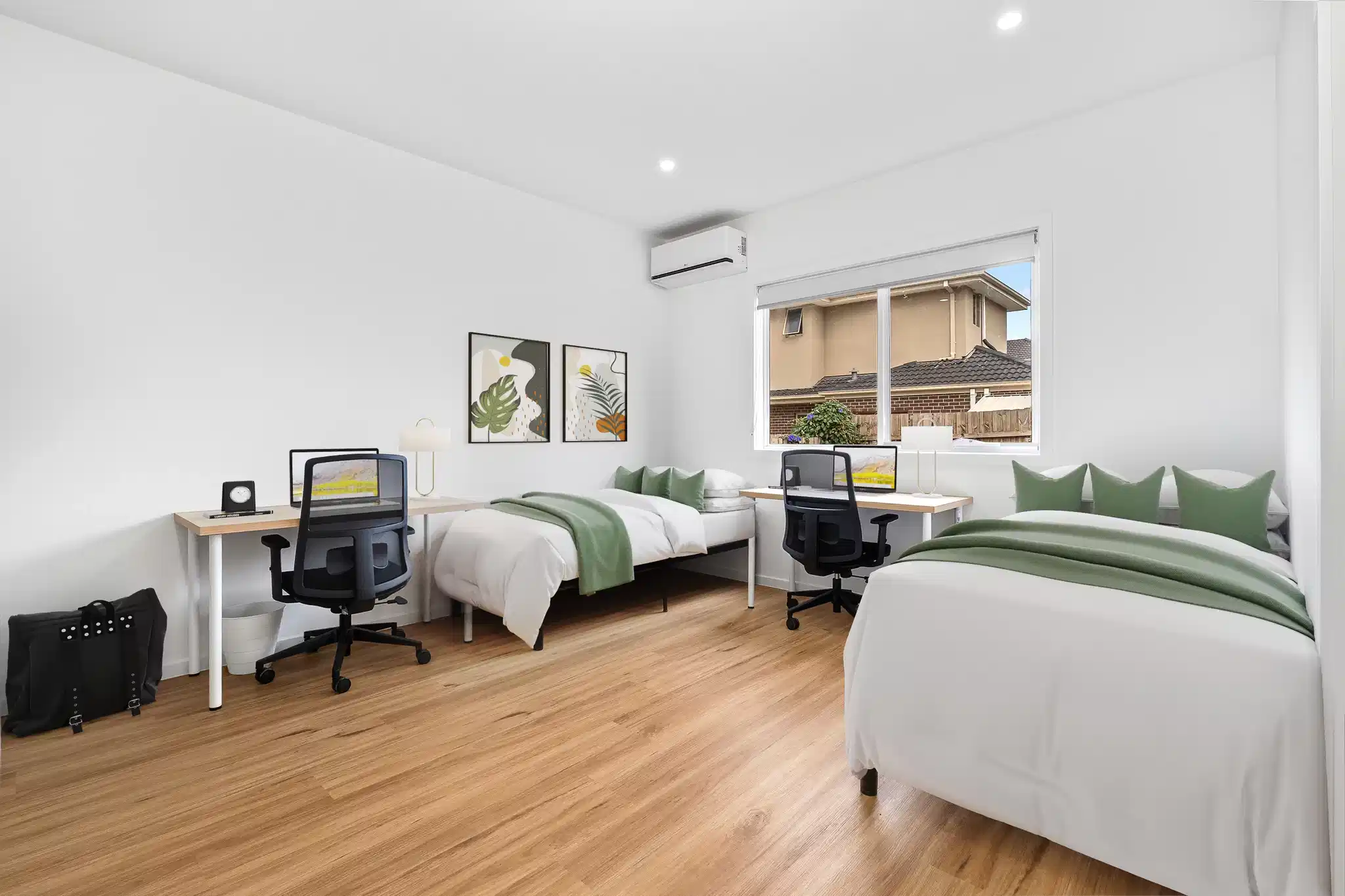 Studio Twin Ensuite - Bedroom