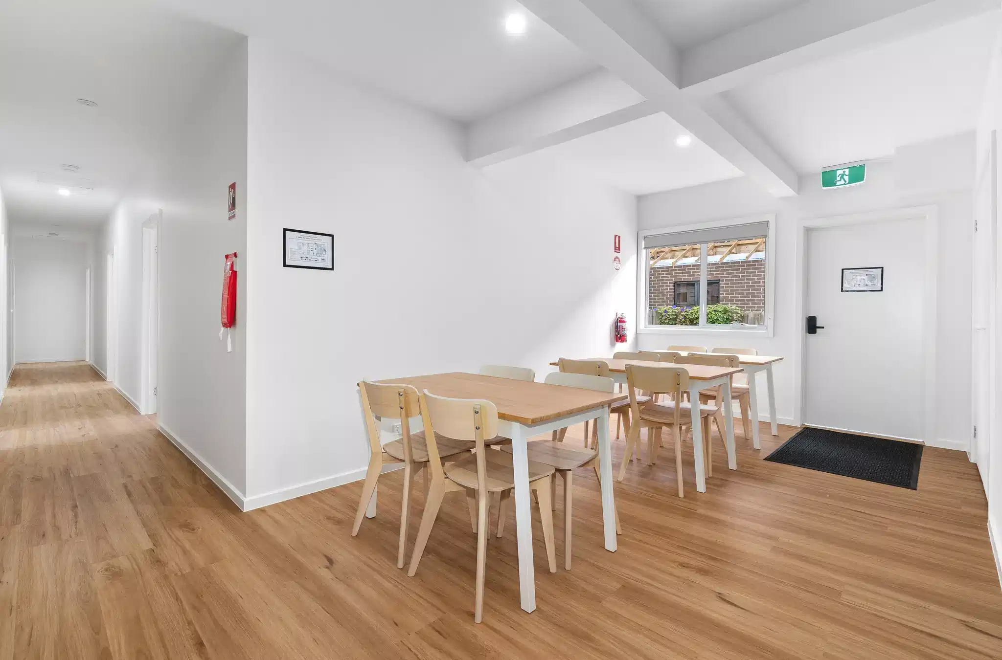 Studio Twin Ensuite - Common Area