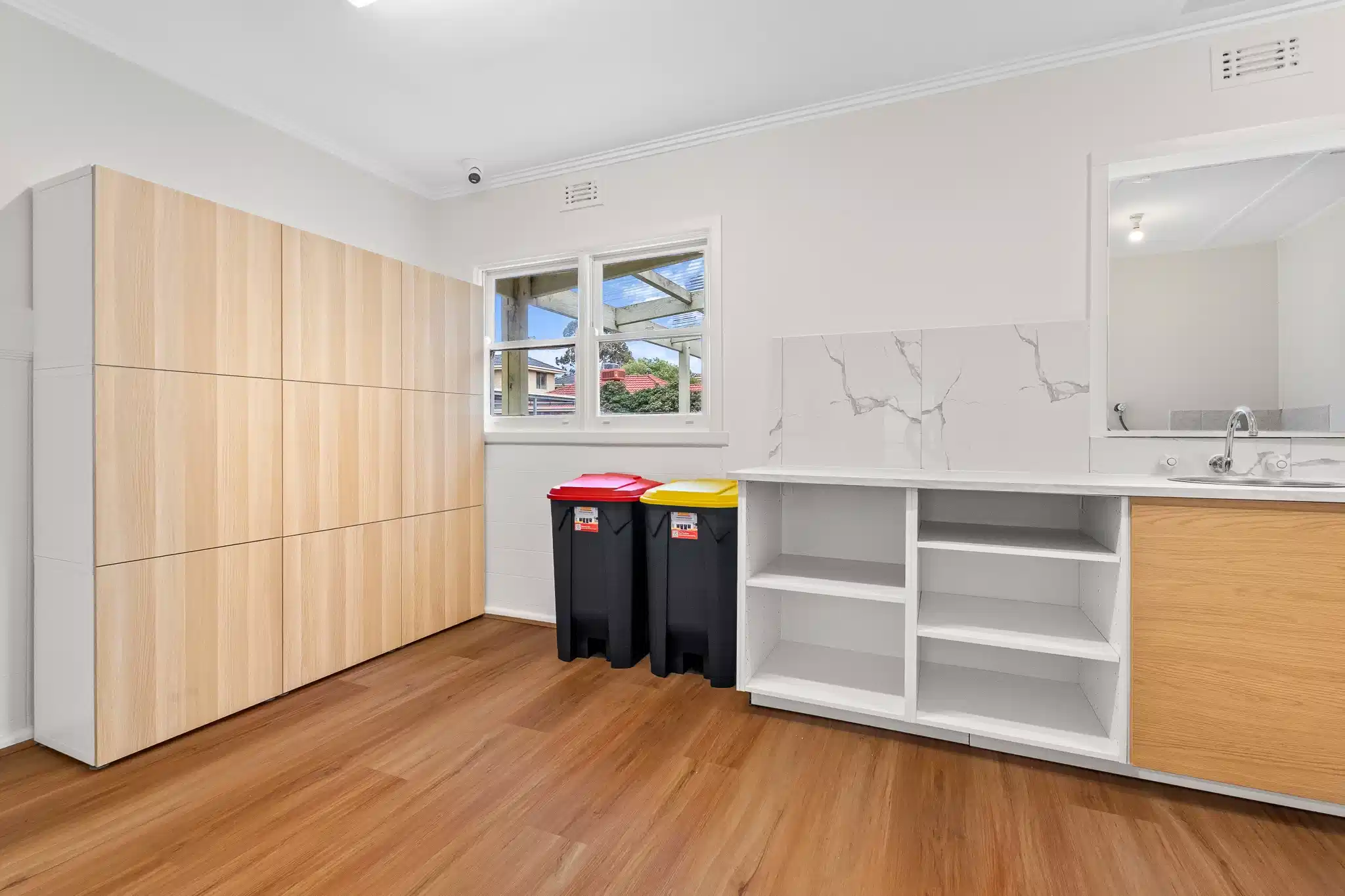 Twin Room - Kitchen