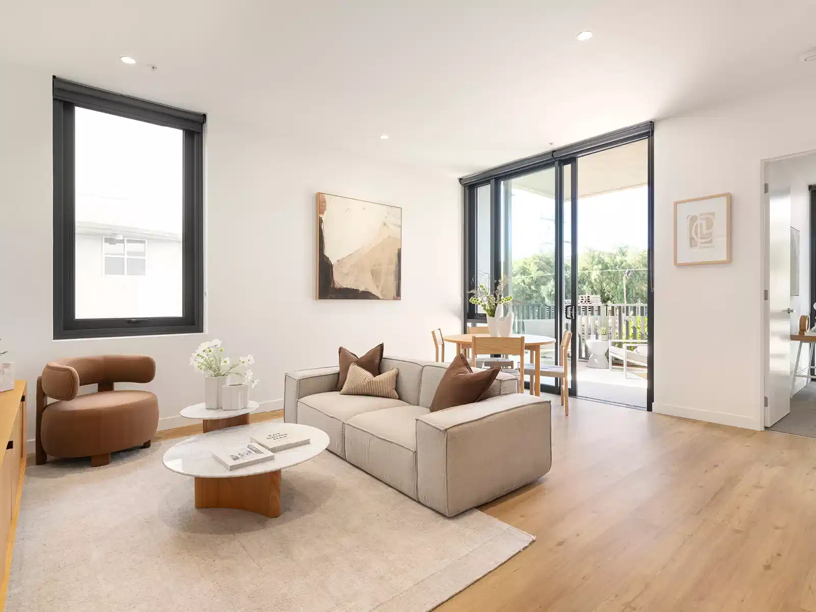 2 Bed 1 Bath - Common Area