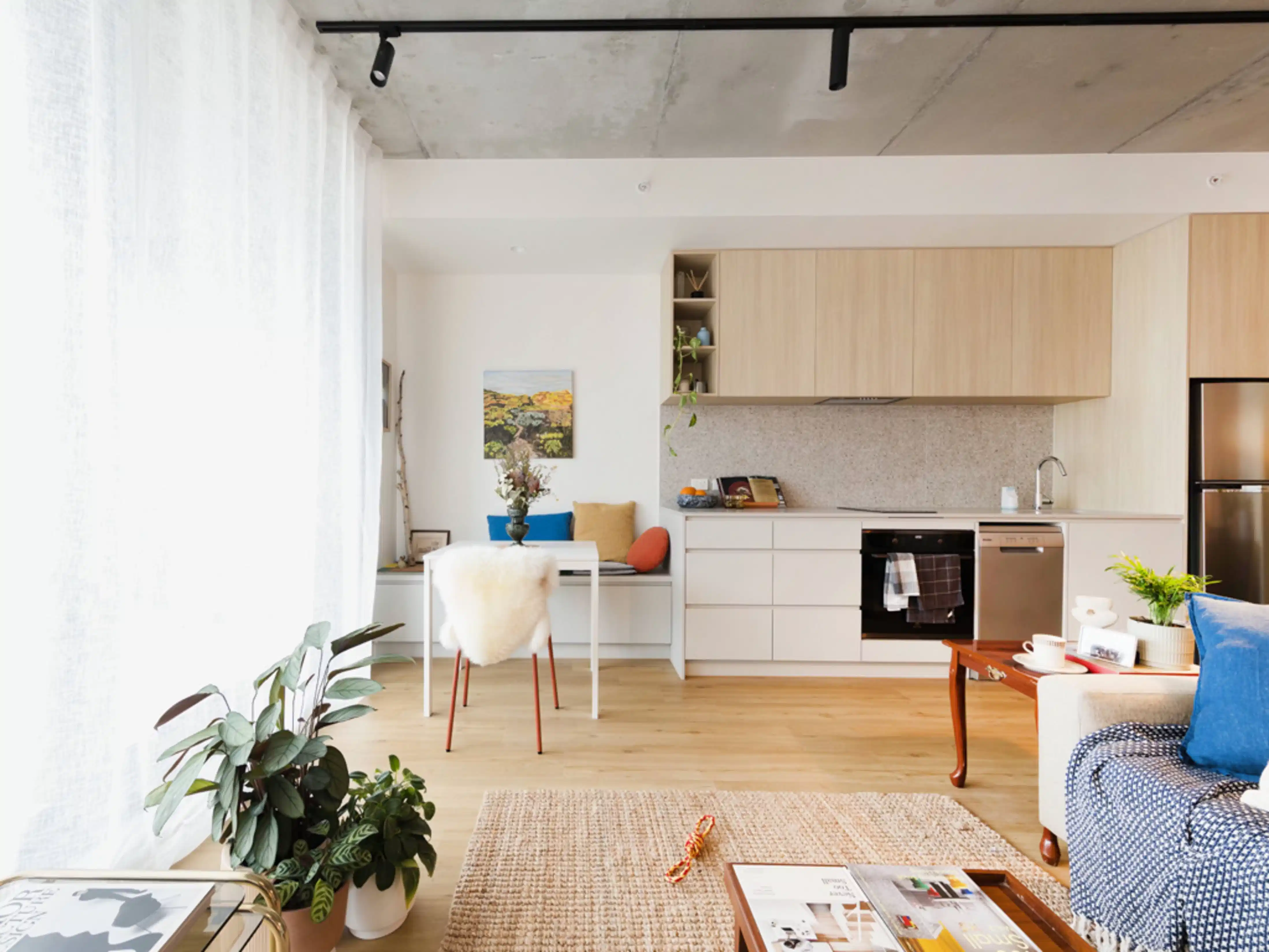 Studio - Common Area