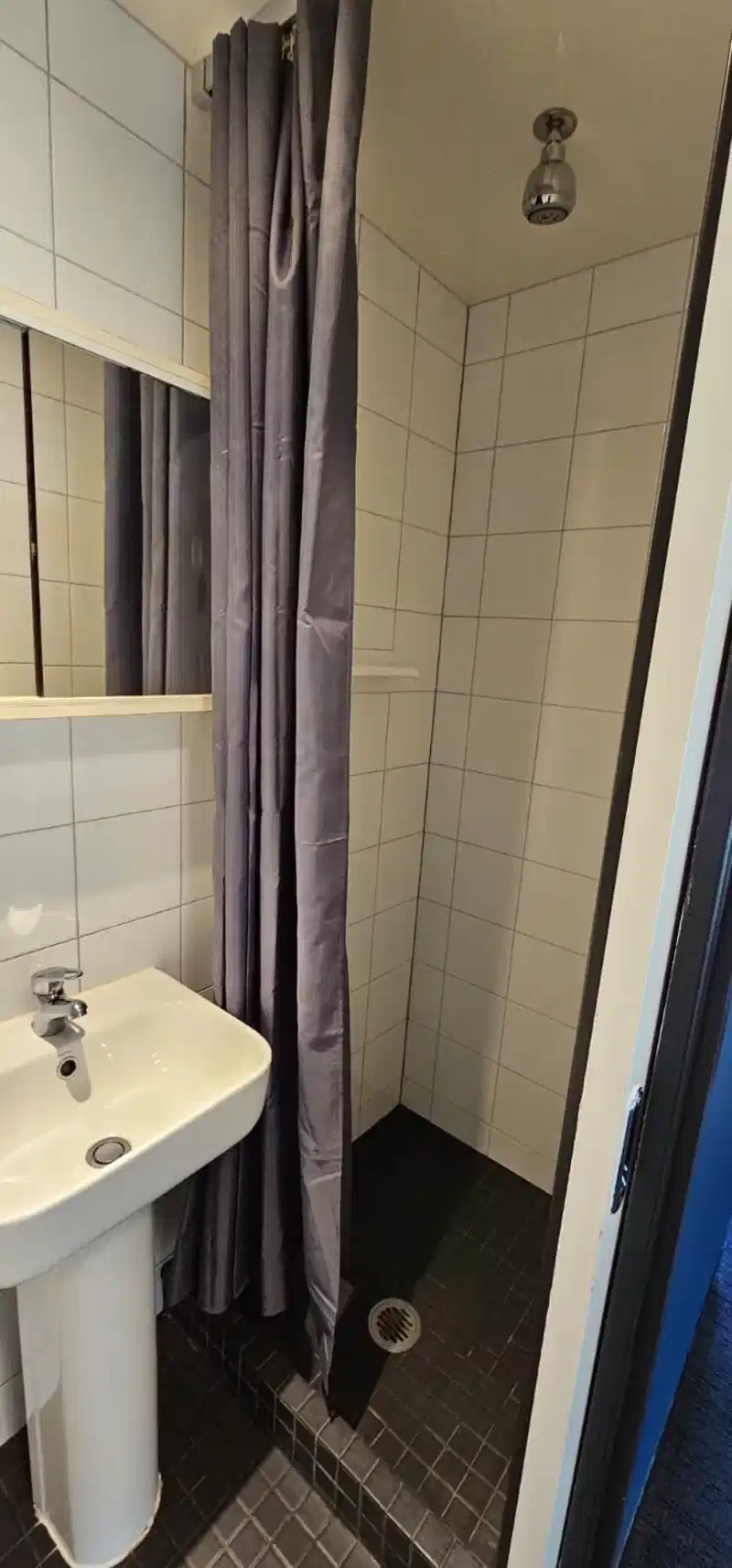 Greatest Balcony  - Bathroom