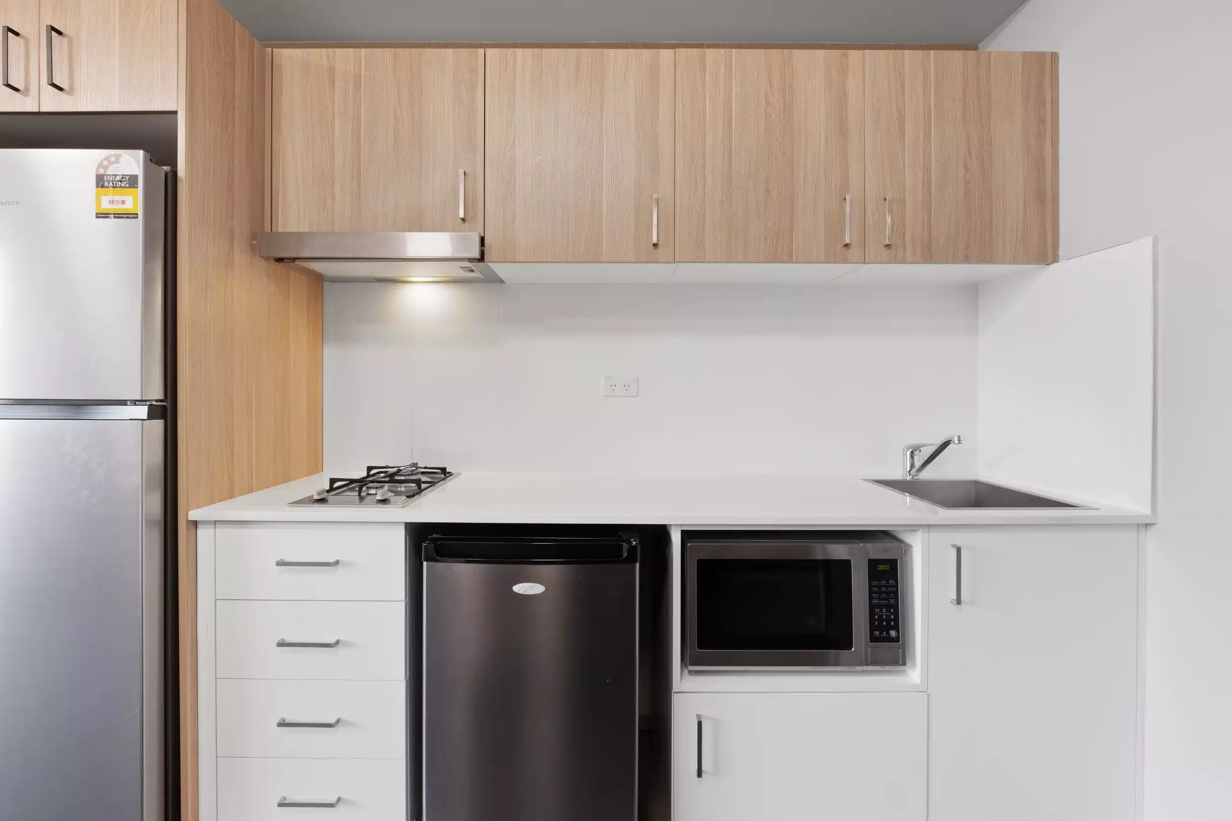 Deluxe Twin Share Studio - Kitchen