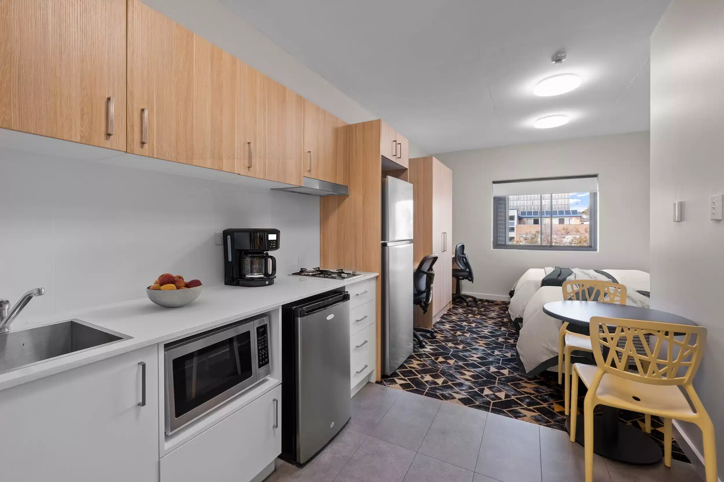 Deluxe Twin Share Studio - Kitchen