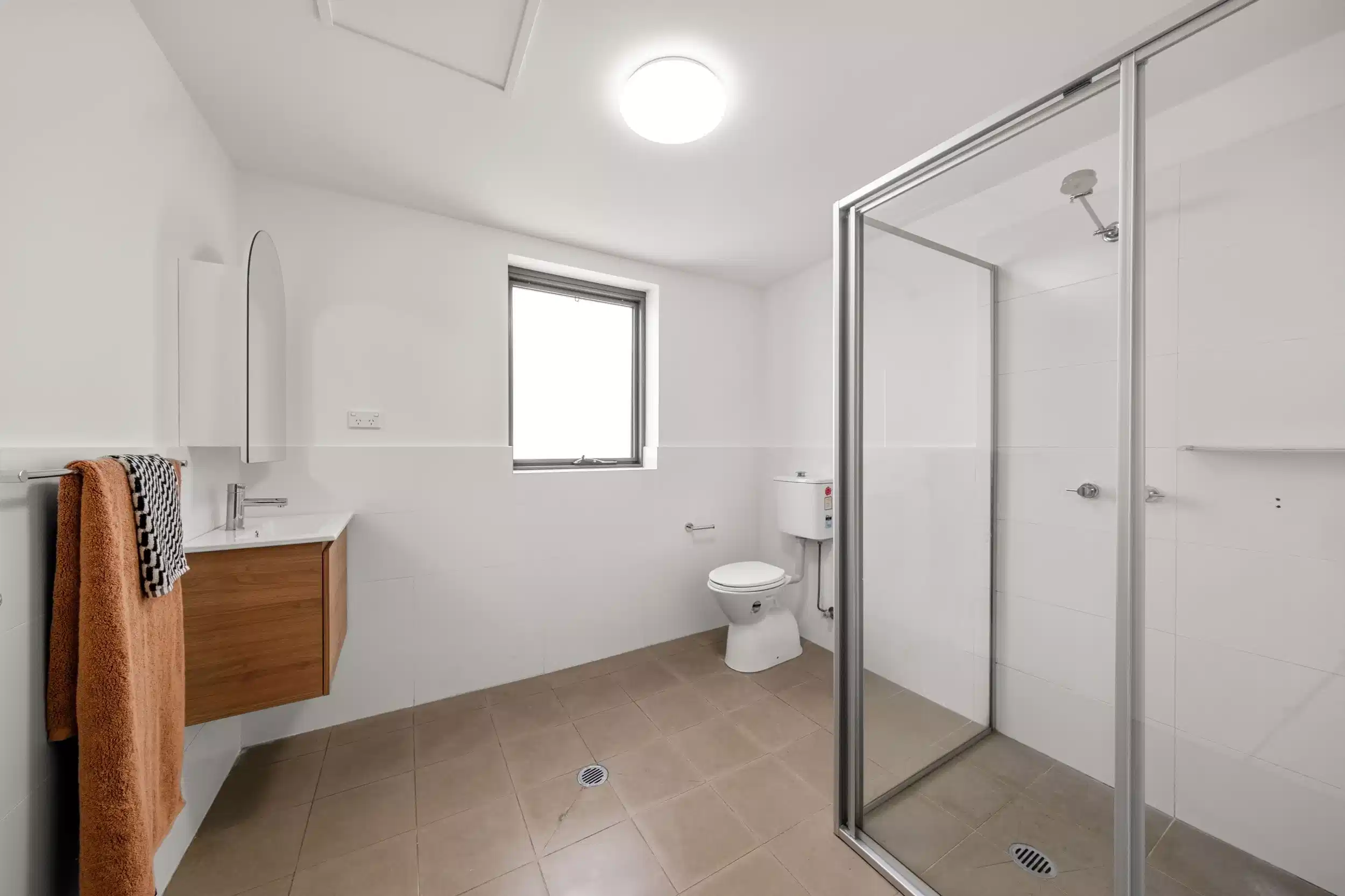 Deluxe Twin Share Studio - Bathroom
