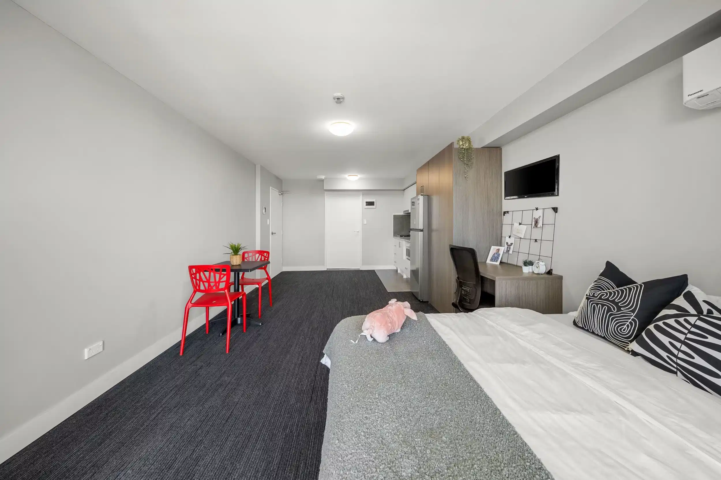 Premium Single Studio II - Bedroom