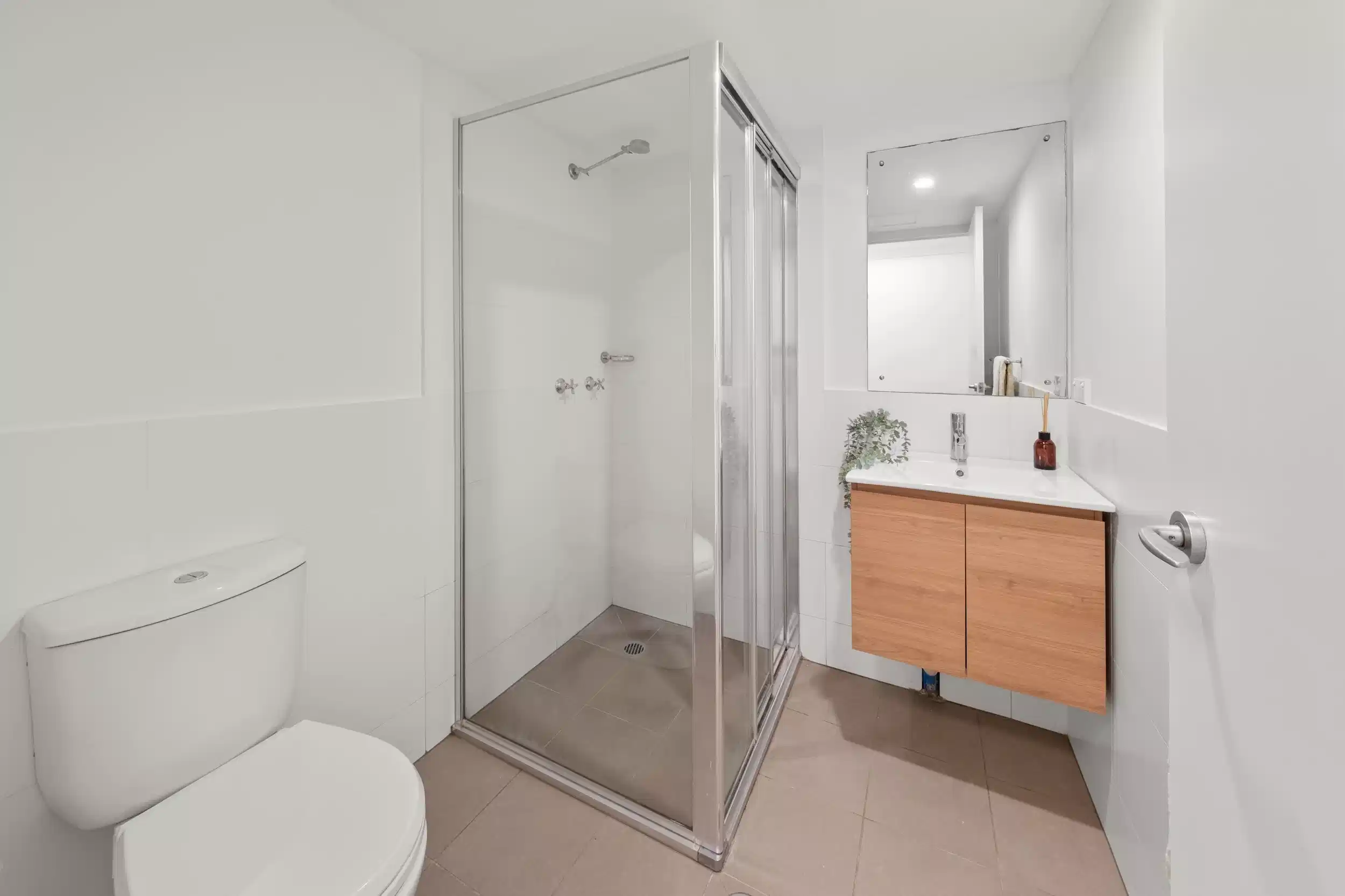 Superior Single Studio - Bathroom