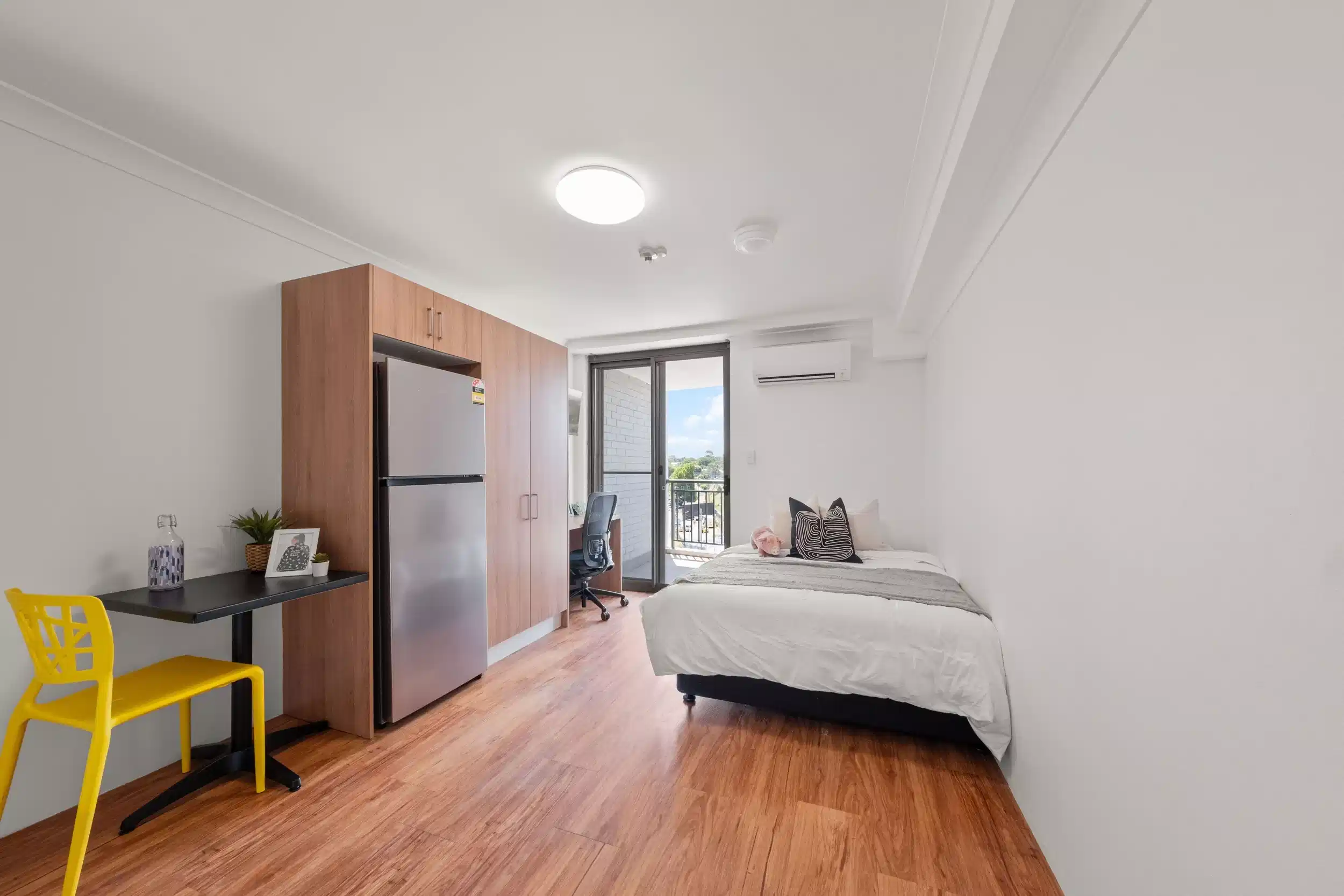 Superior Single Studio - Bedroom