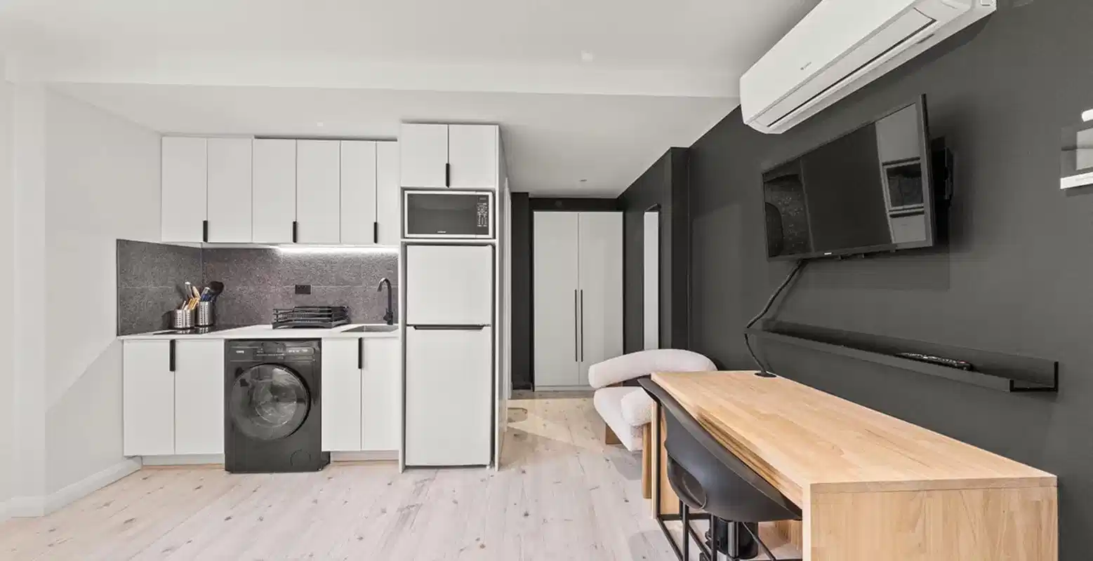 Preimum Single Studio - Common Area
