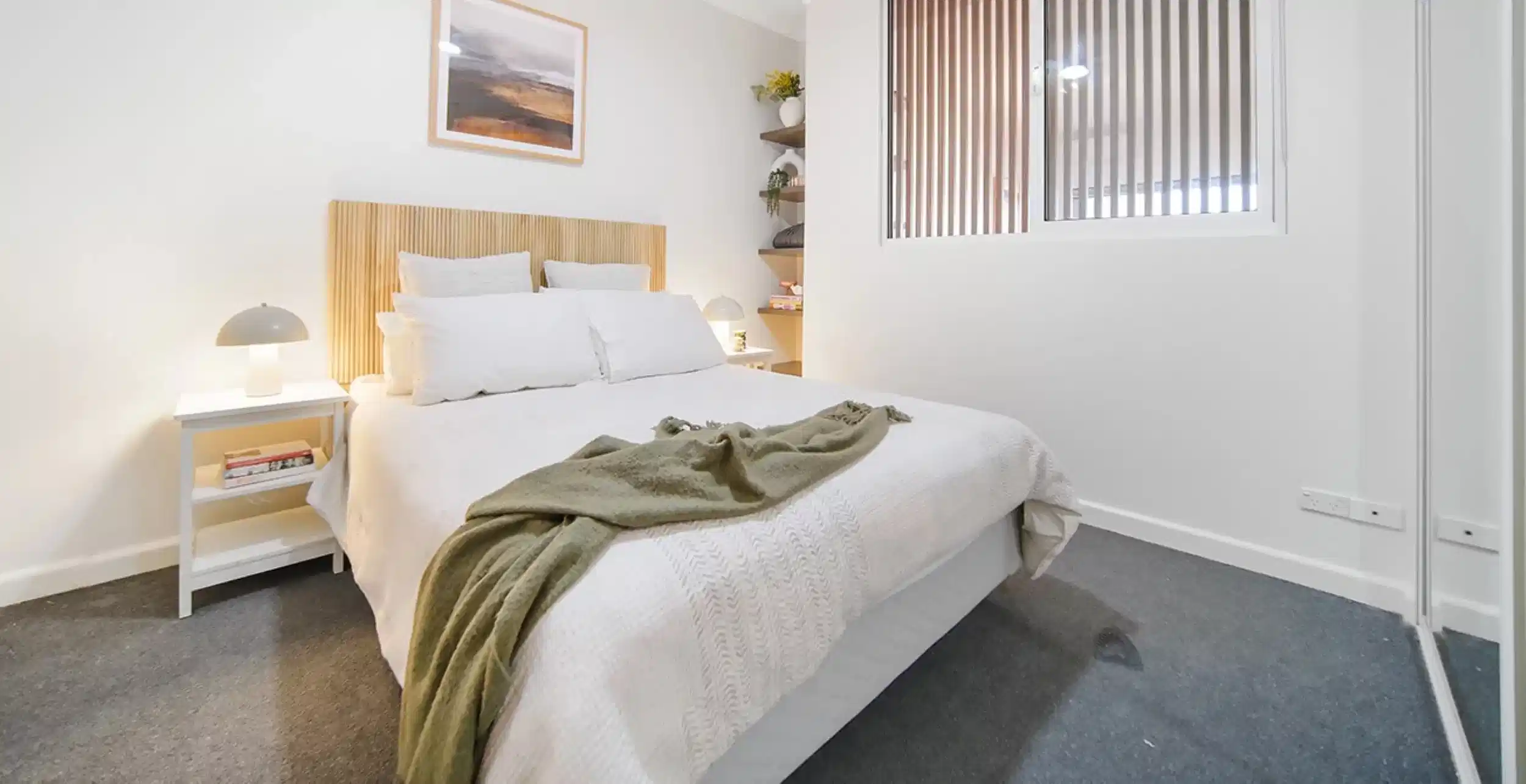 New York One Bedroom Apartment - Bedroom