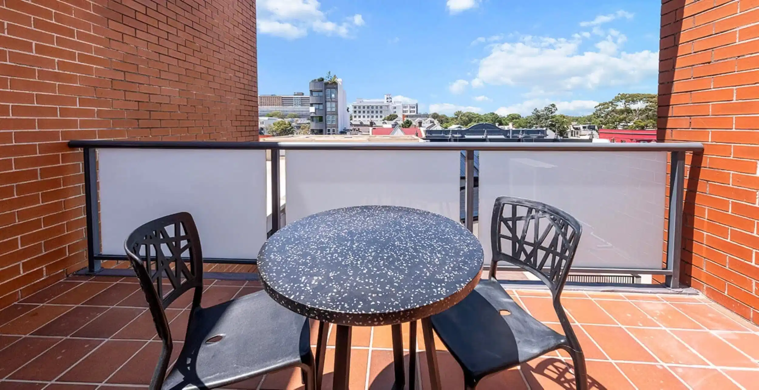 Urban Loft 2 Bedroom Apartment - Amenities