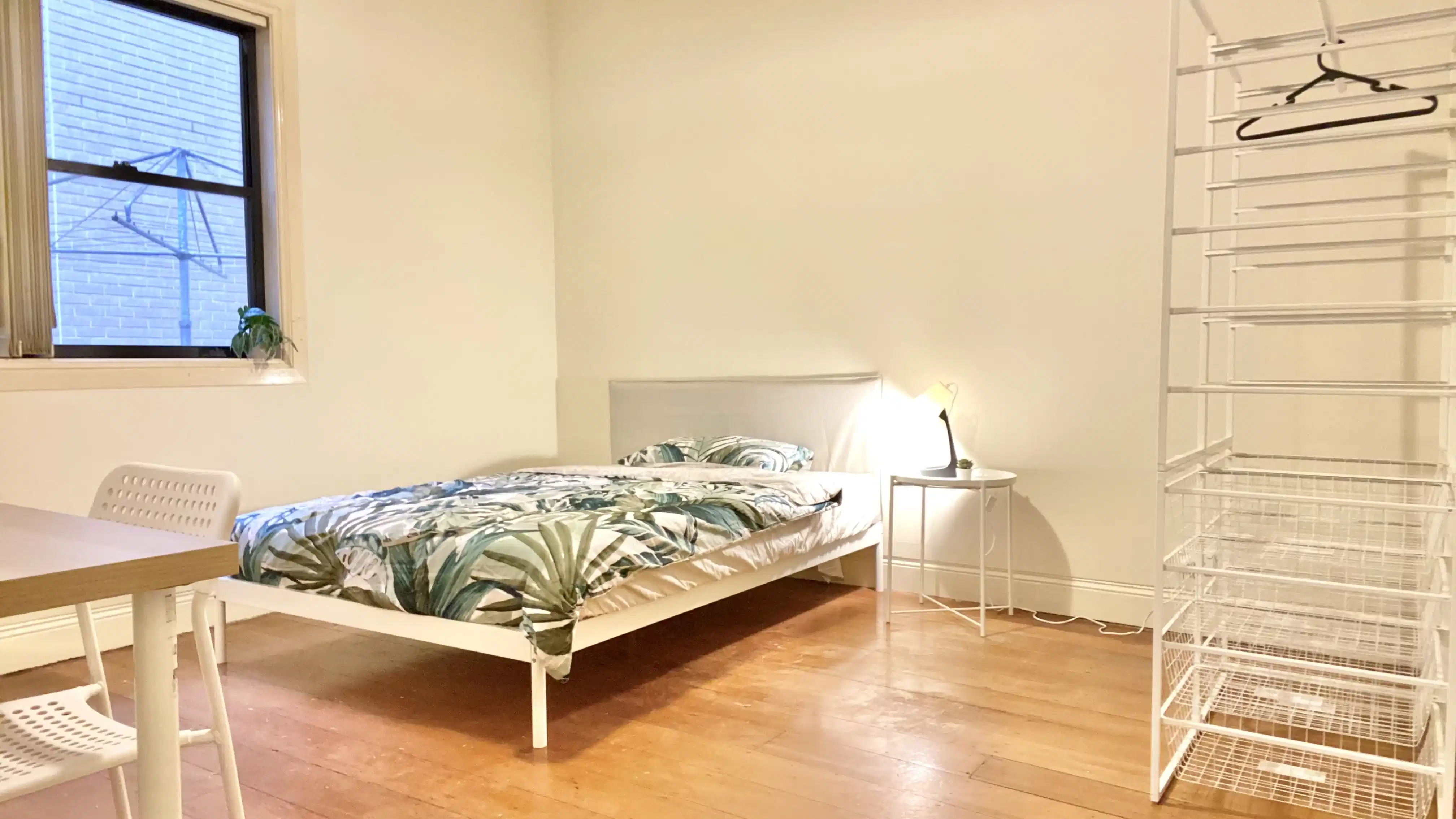 Room 4  - Bedroom