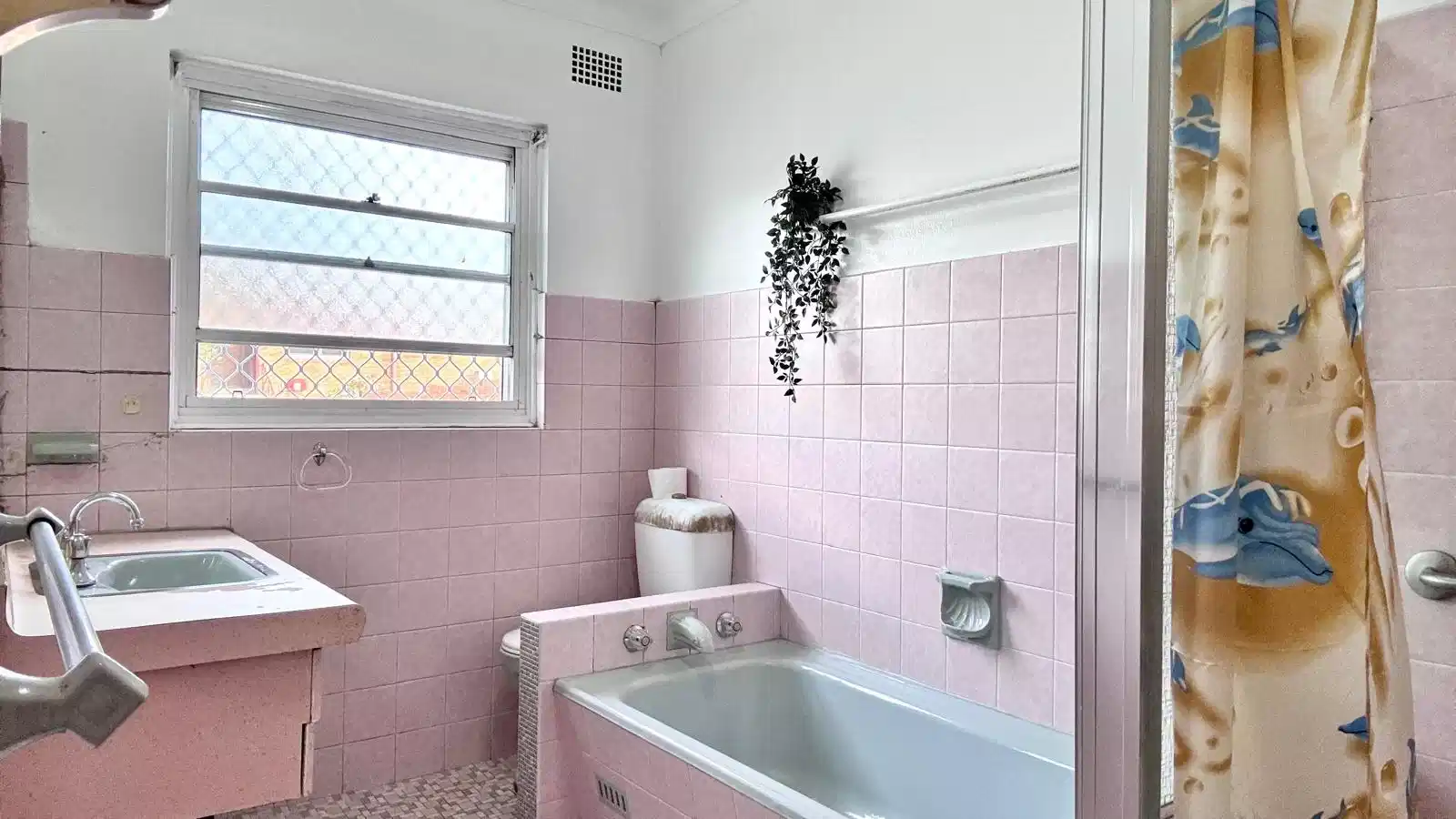 Room 3 - Bathroom