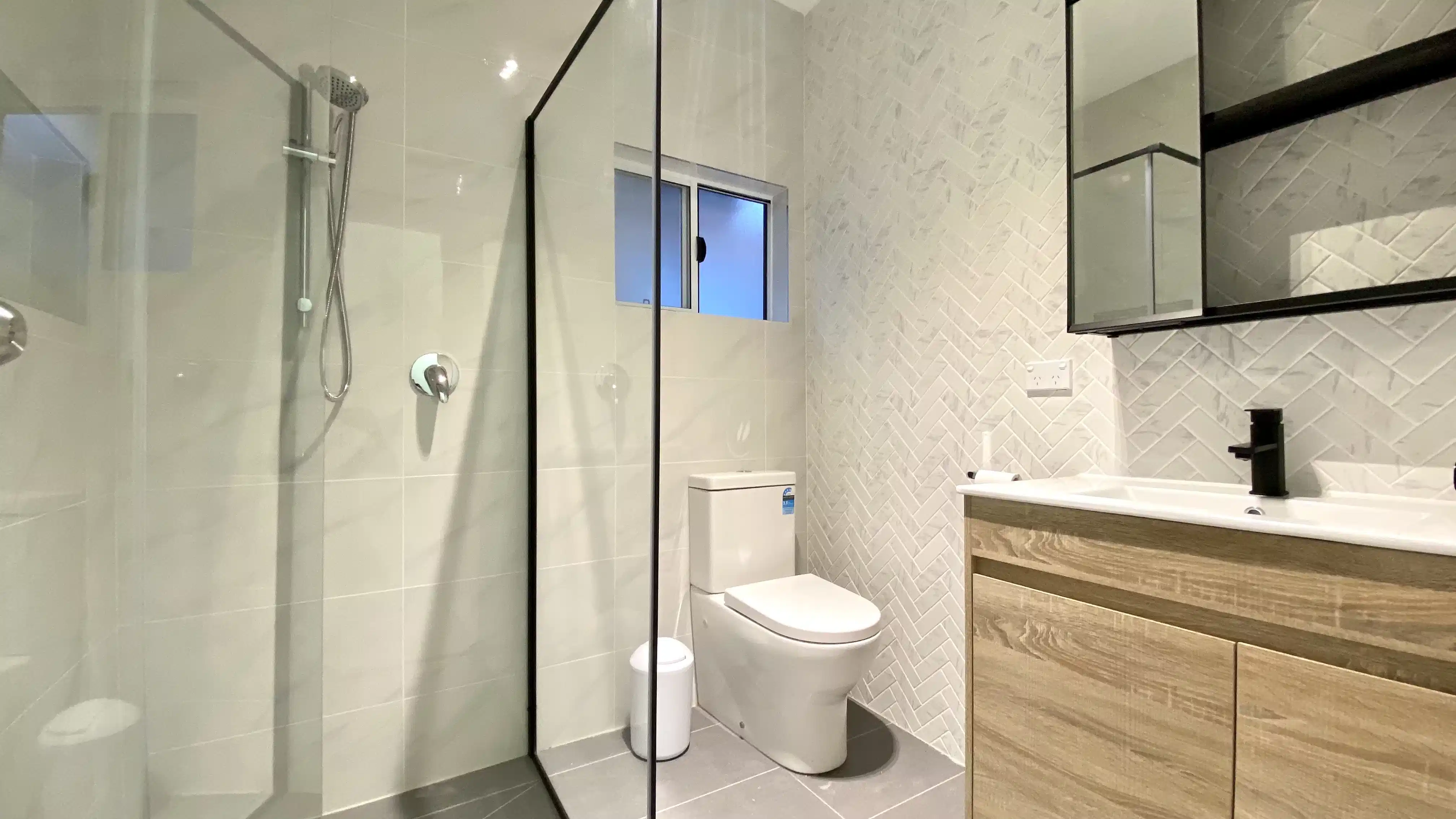 Room 3 - Bathroom
