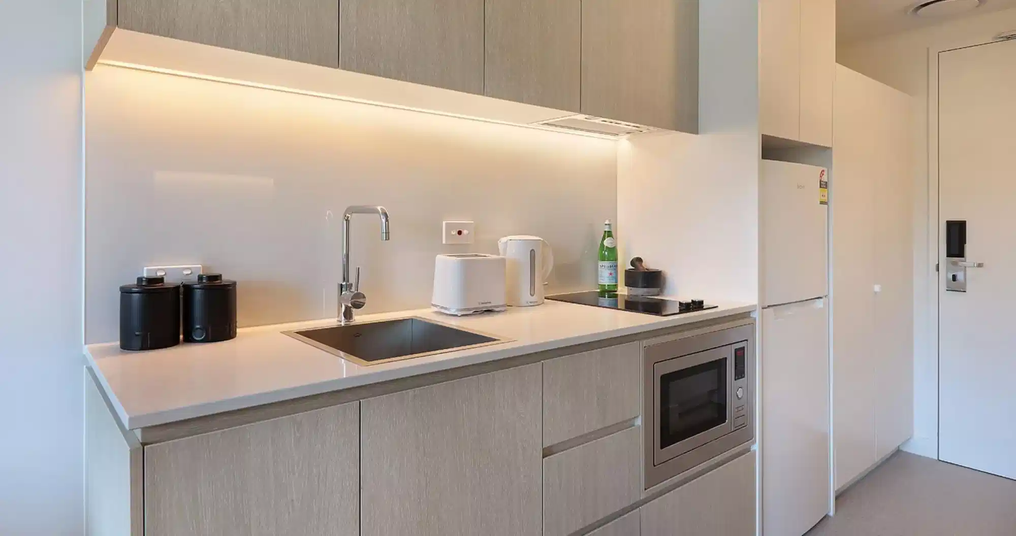 Premium Studio Apartment - Kitchen