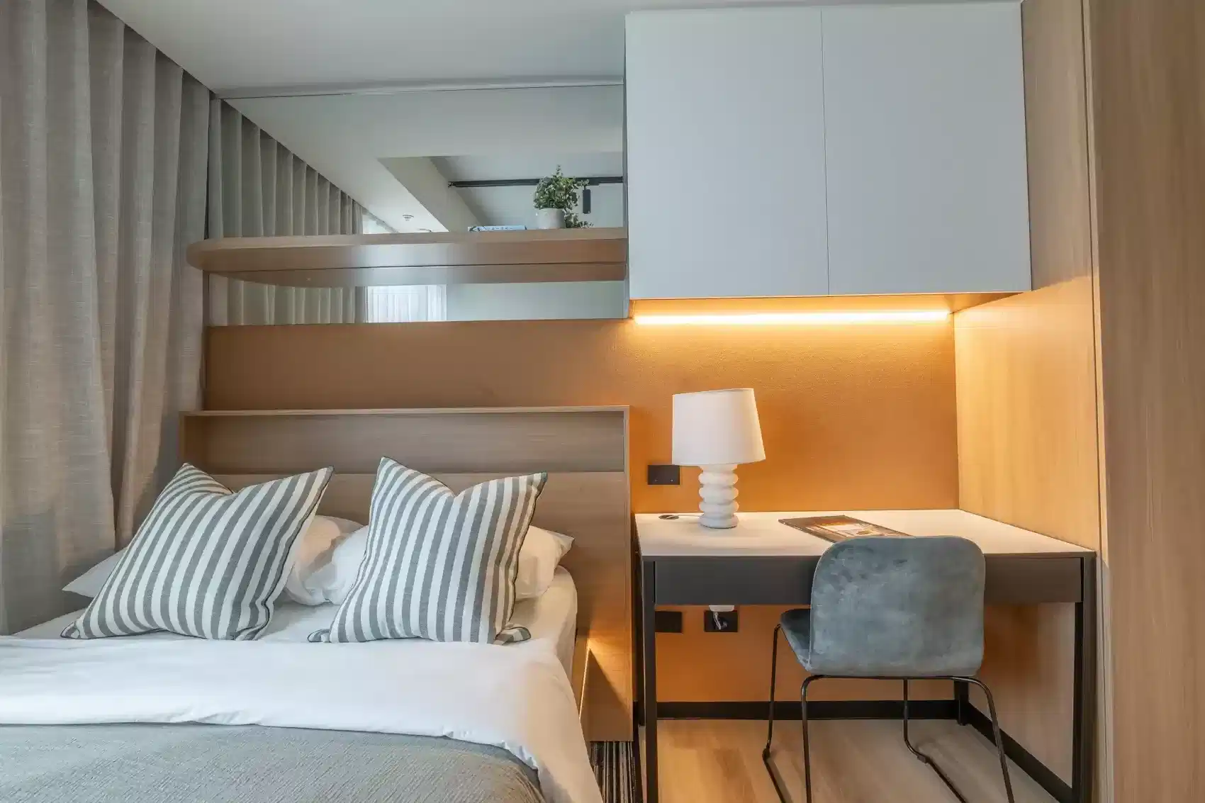 Signature Studio Flex - Bedroom