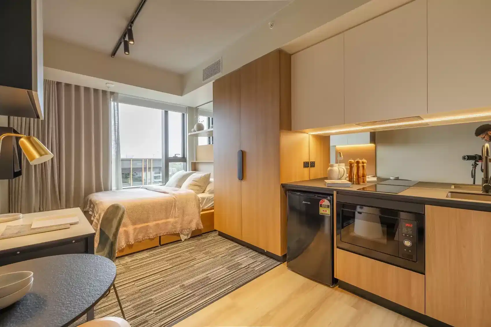 Aspect Studio E - Bedroom