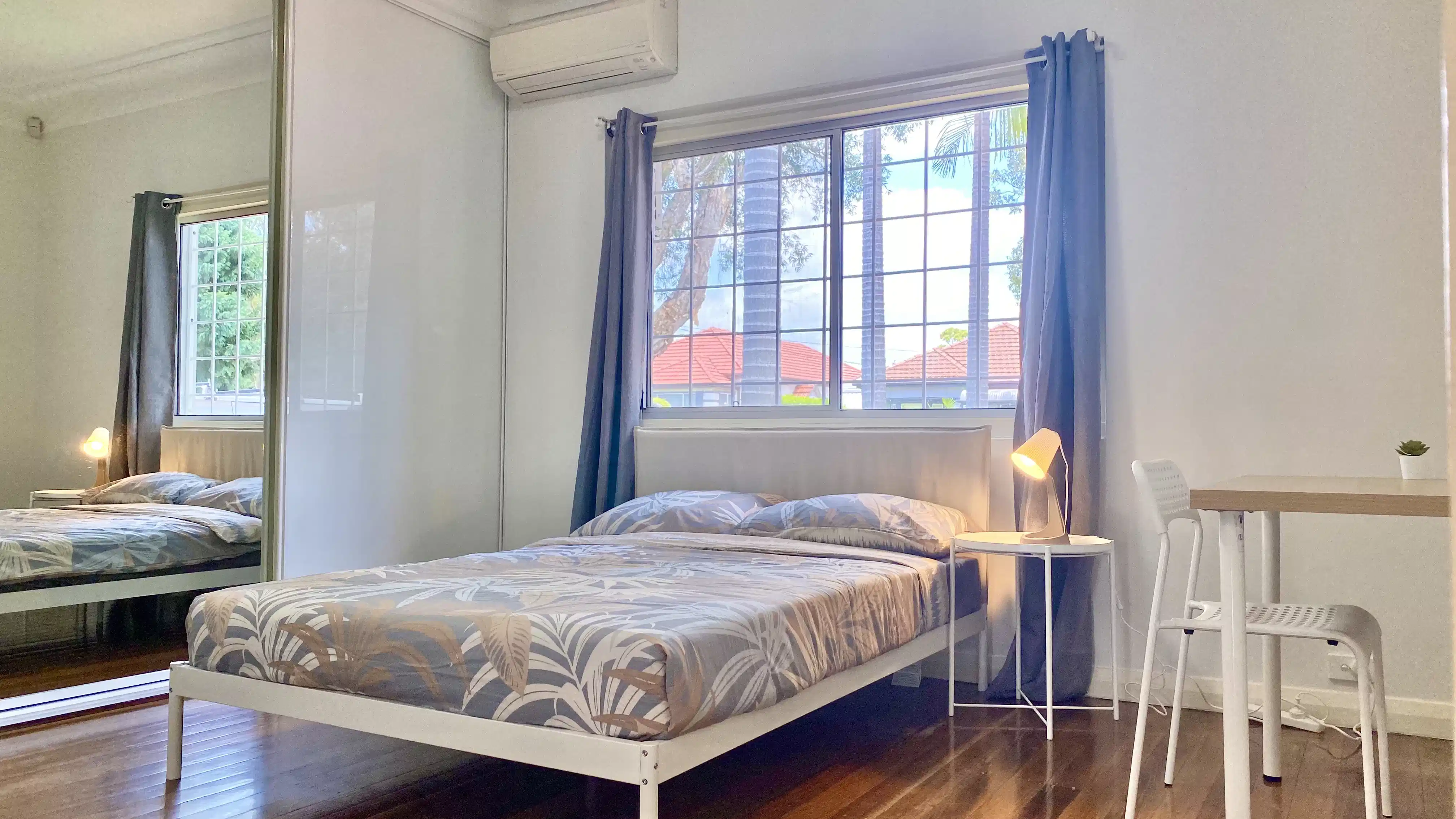 Room 6 - Bedroom