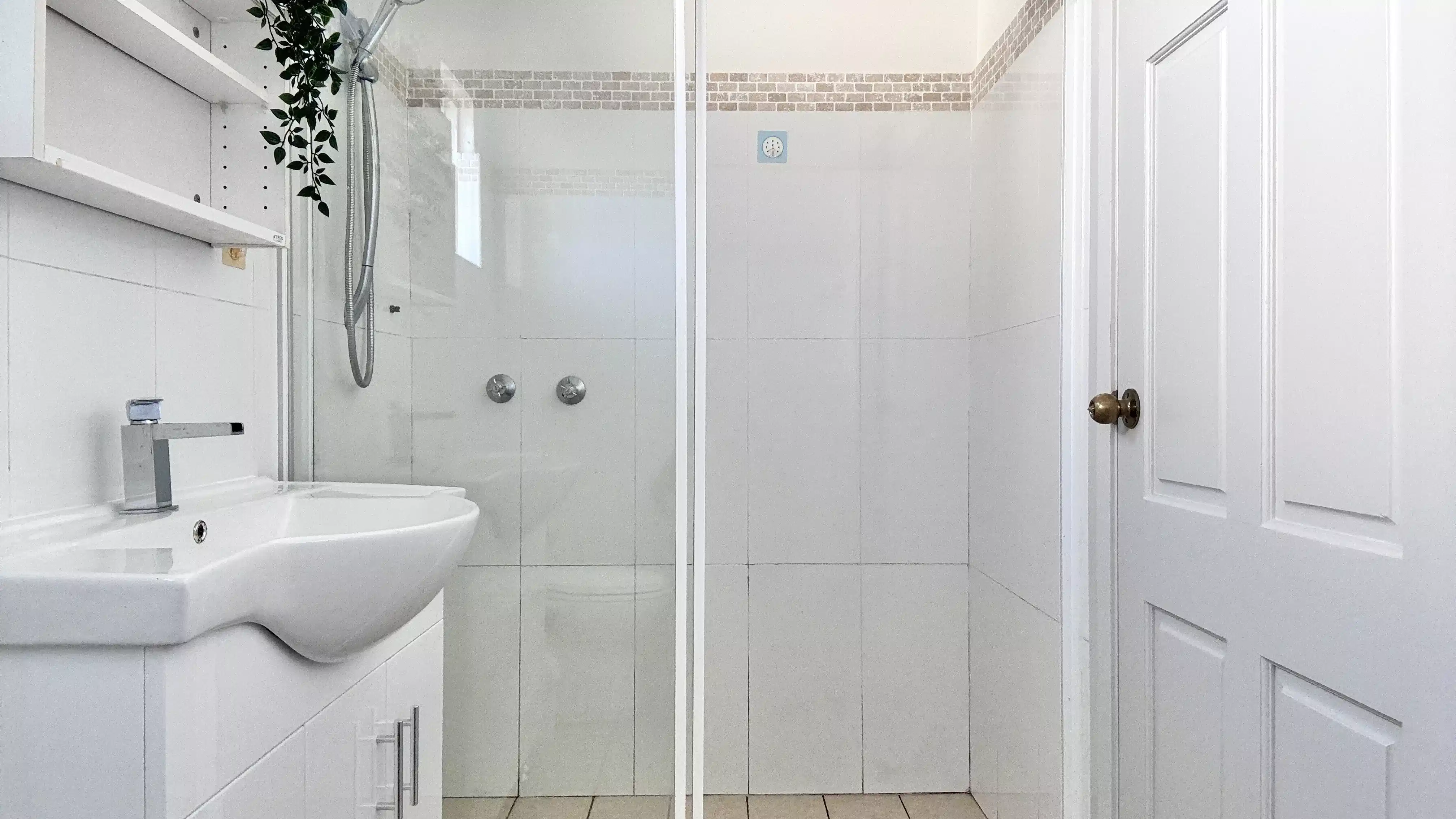 Room 3  - Bathroom