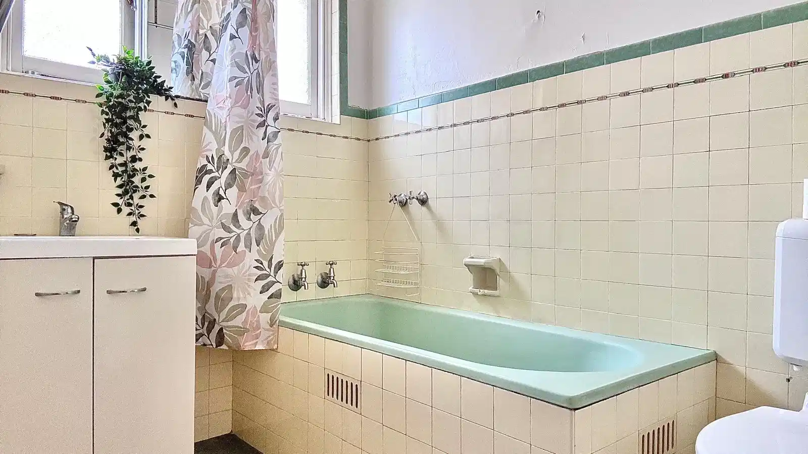 Room 2 - Bathroom