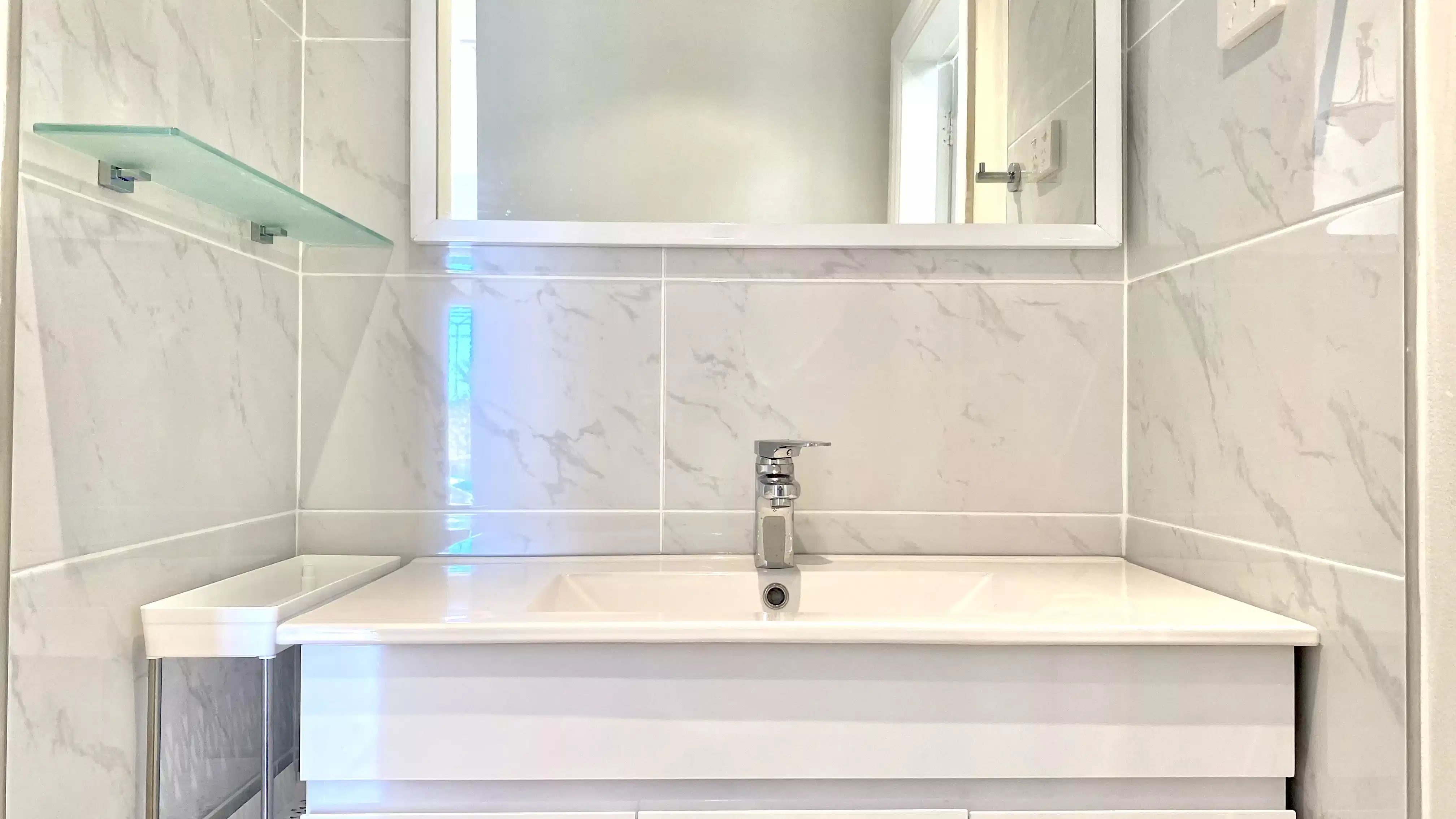 Room 1 - Bathroom