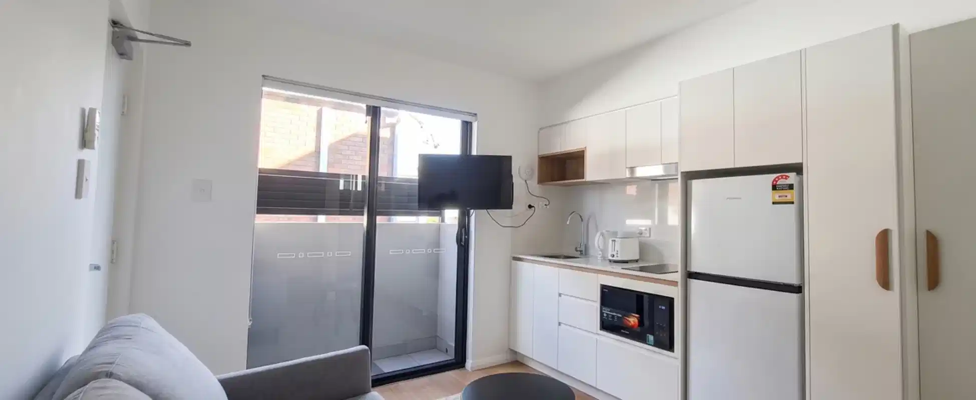 Studio with Terrace  - Kitchen