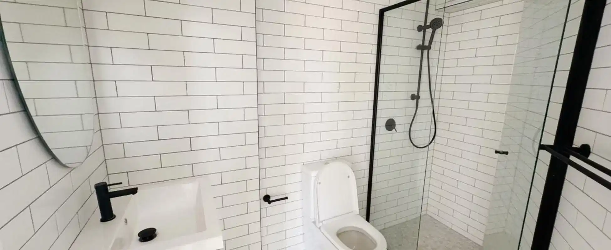 Studio - Bathroom