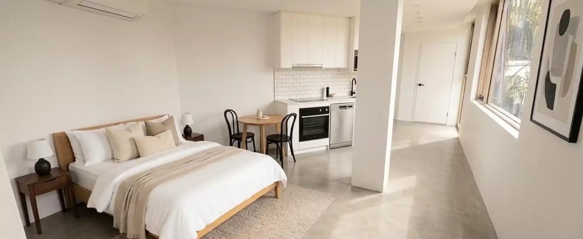 Studio - Bedroom
