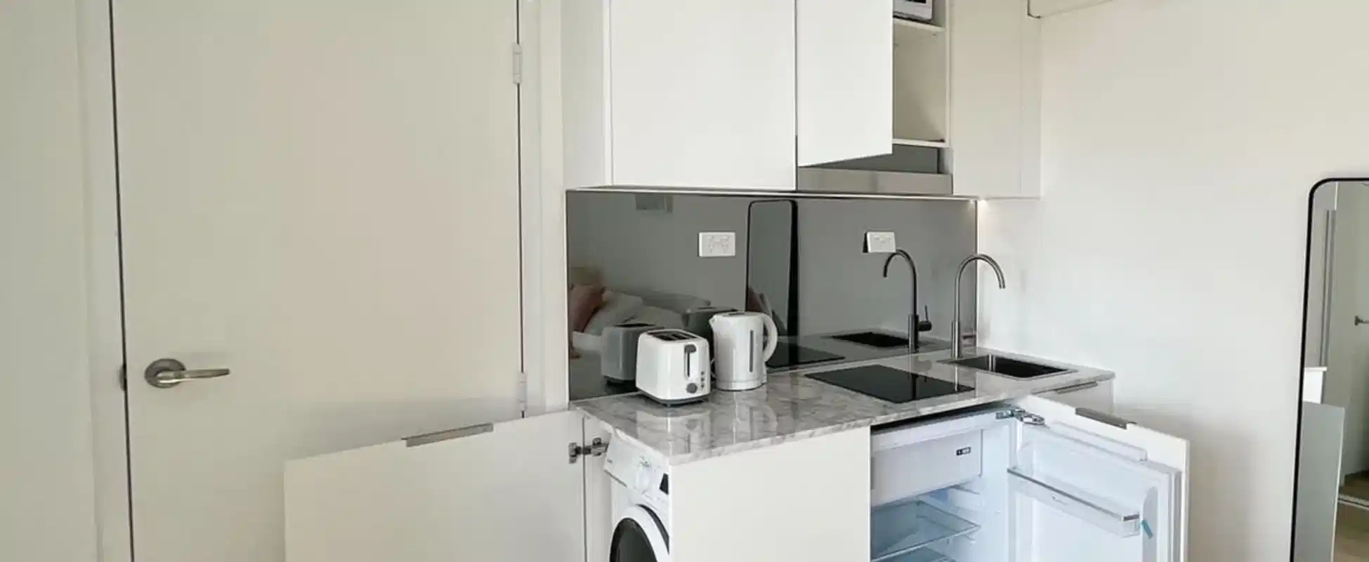 Studio - Kitchen