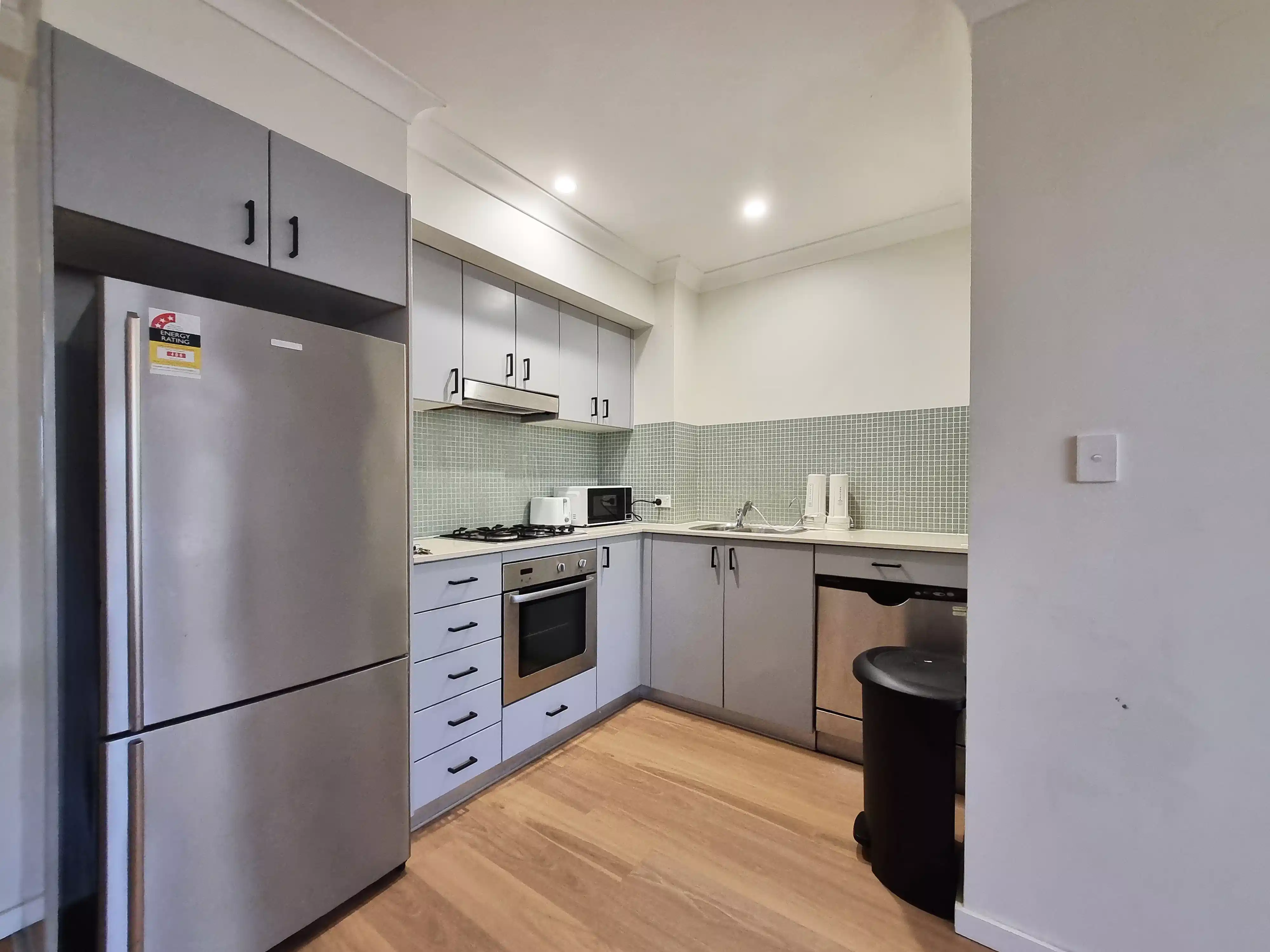Double Bedroom - Kitchen