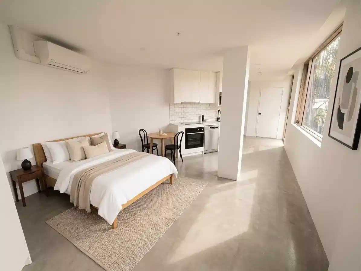 Studio - Bedroom