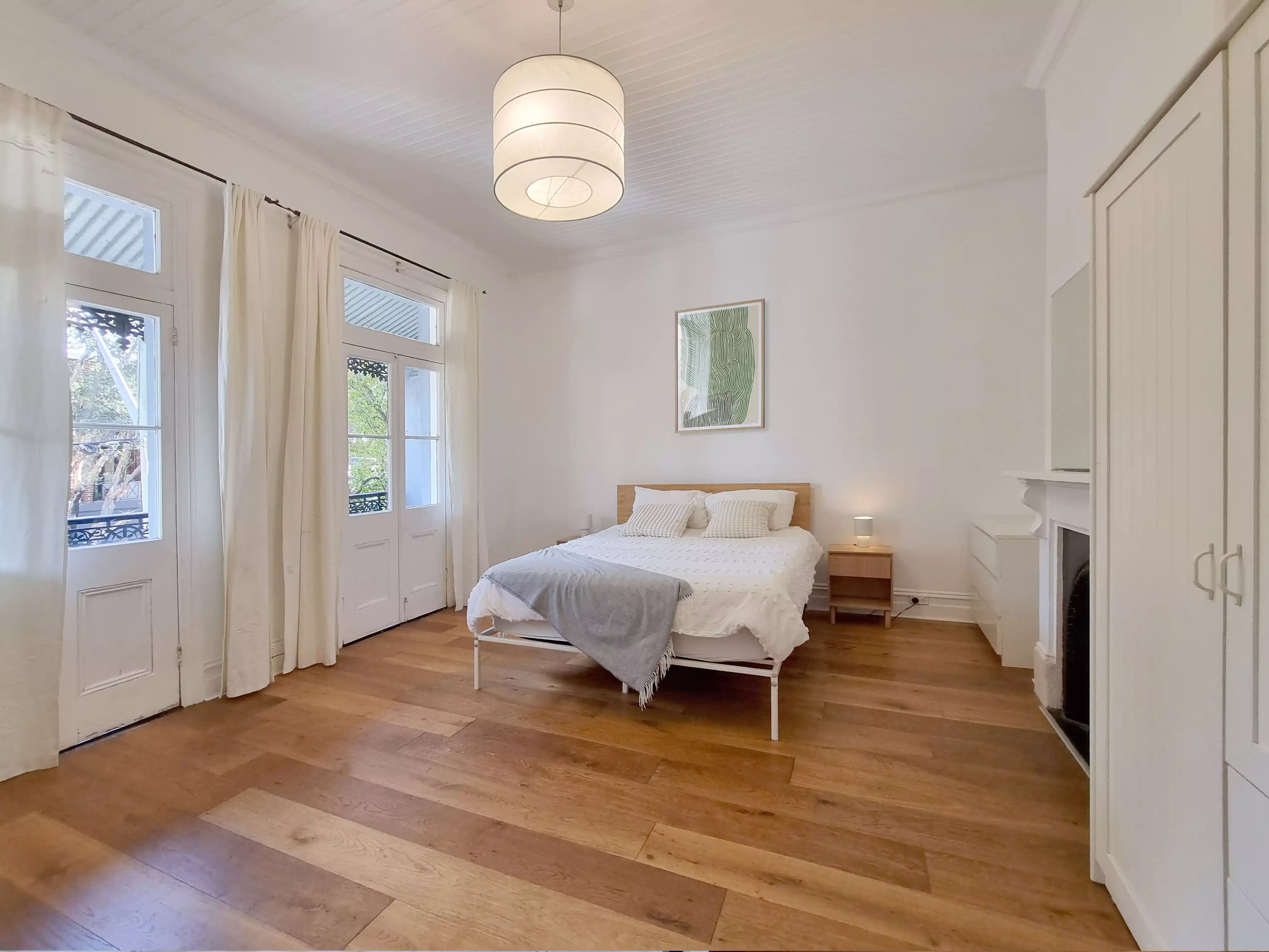 Room in 5 Bed 2 Bath - Bedroom