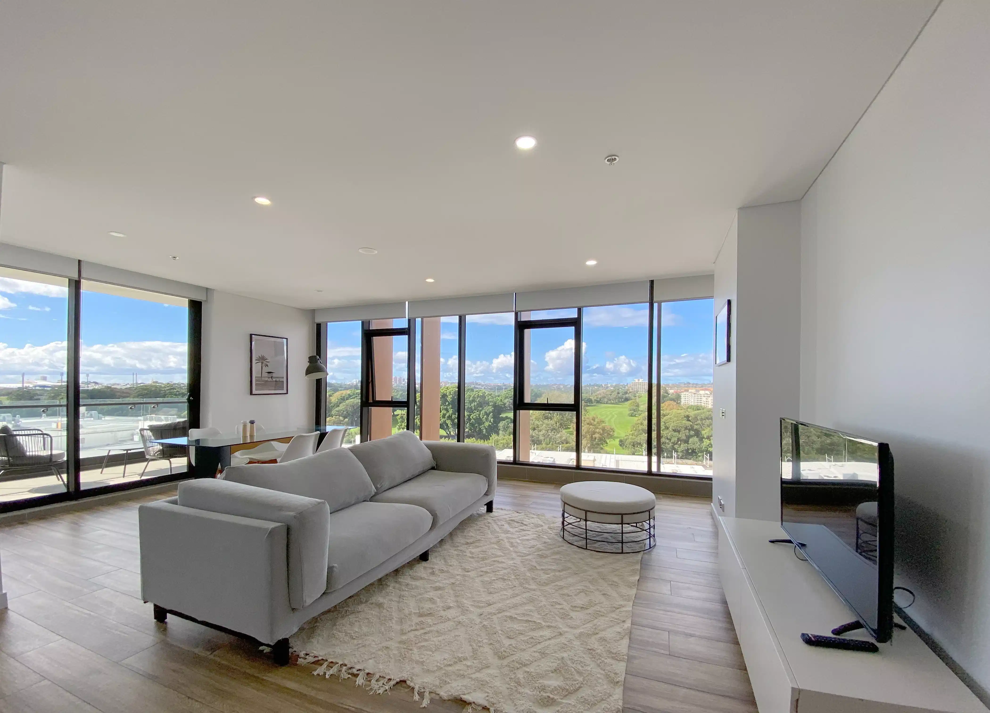 Double Bedroom - Common Area