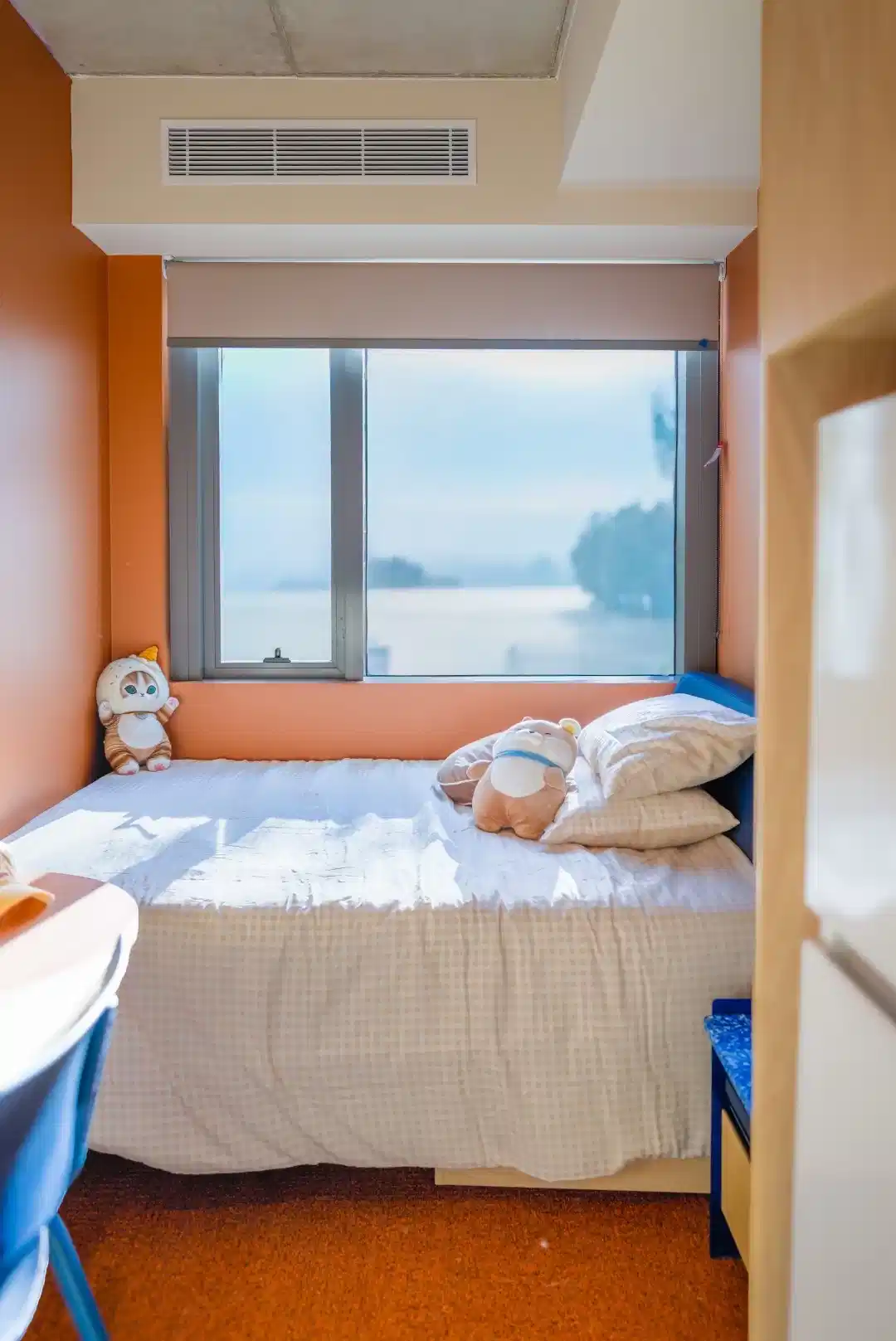 Studio - Bedroom