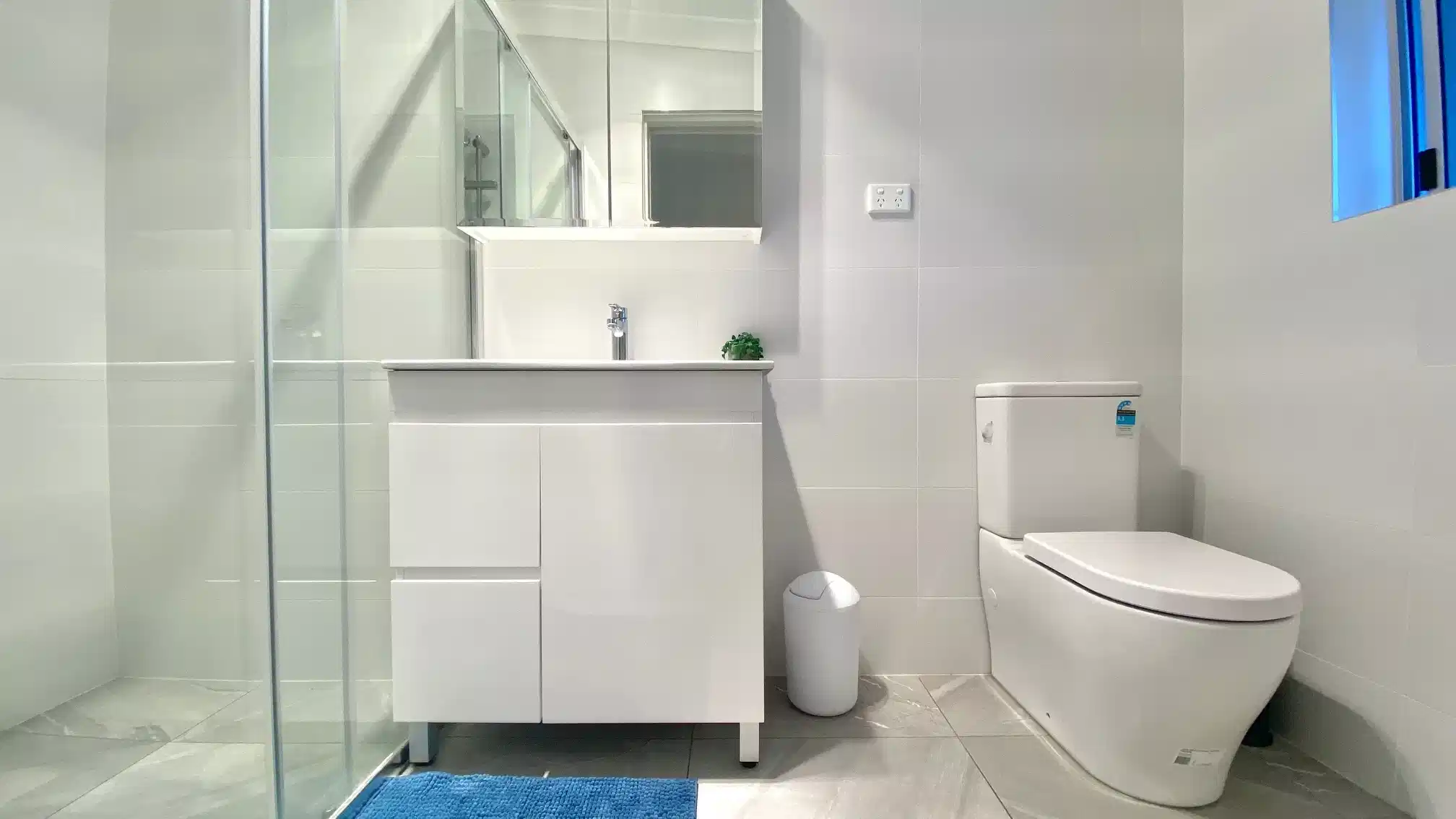 Room 2 - Bathroom