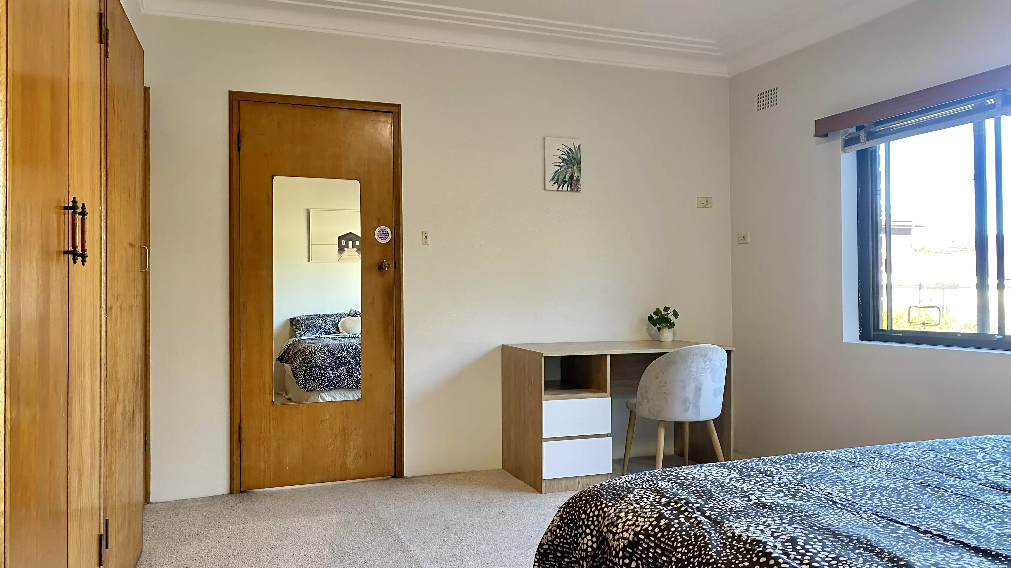 Room 4 - Bedroom