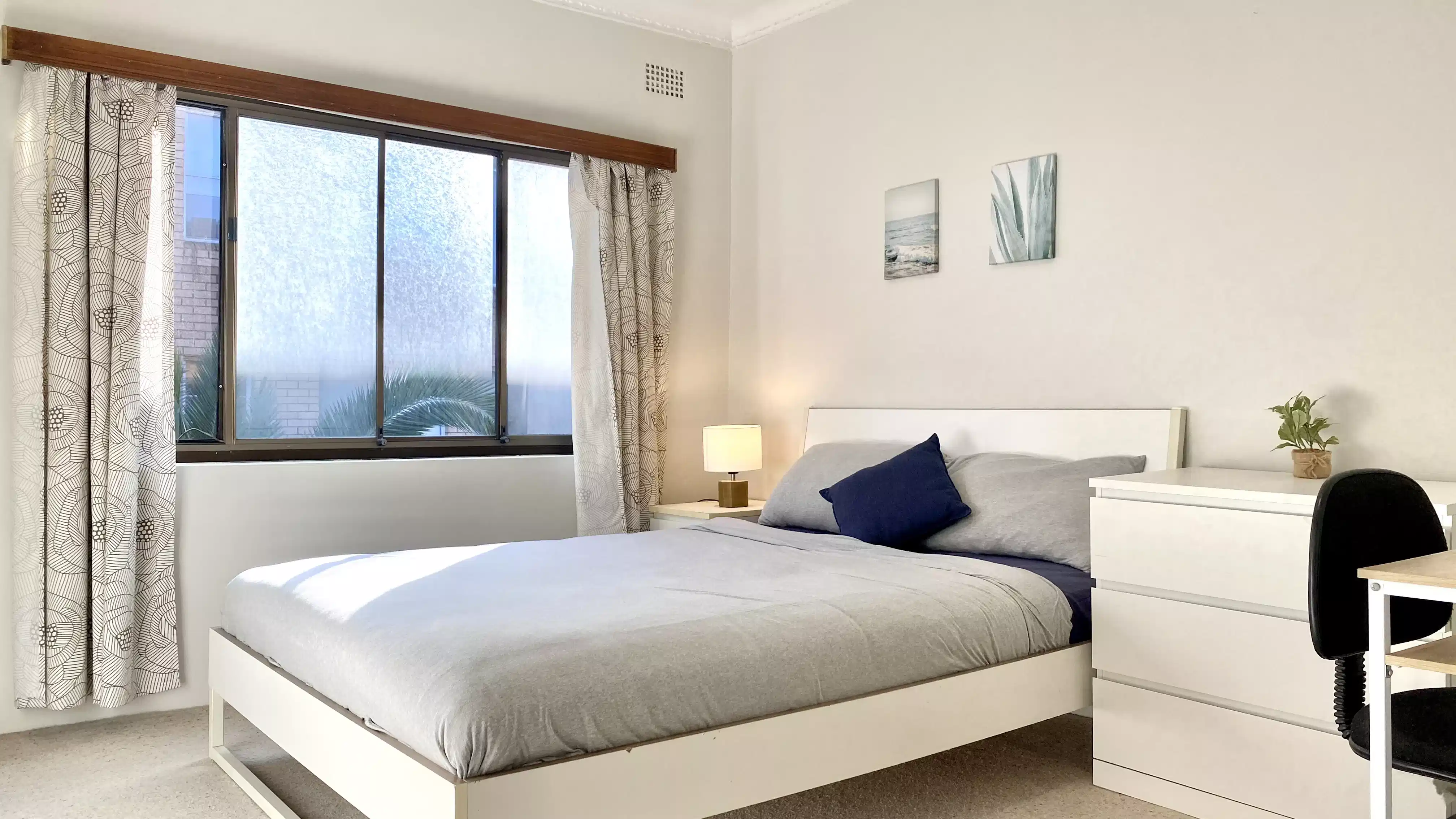 Room 4 - Bedroom