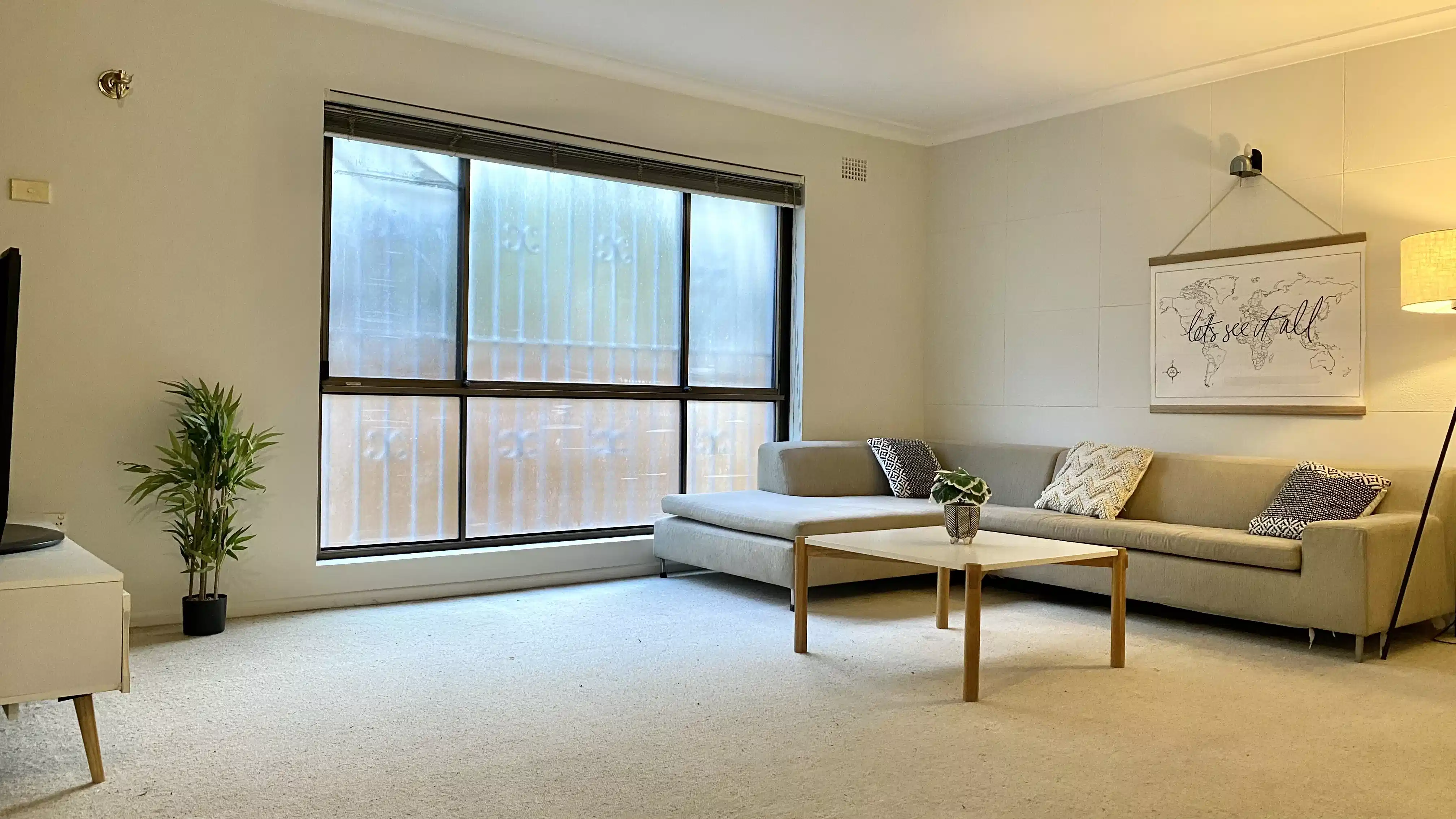 Room 4 - Common Area