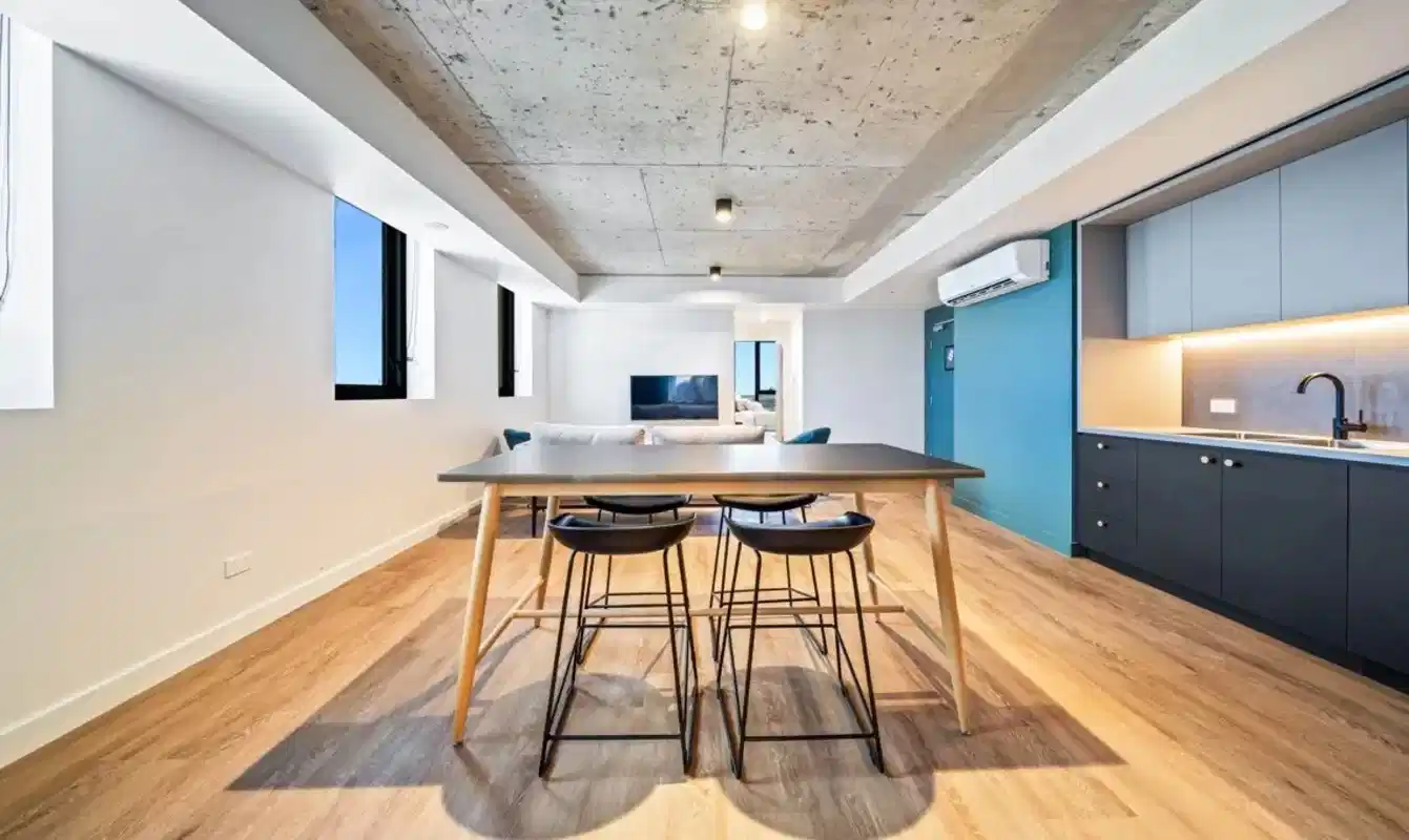 4 Bed Ensuite Apartment - Kitchen