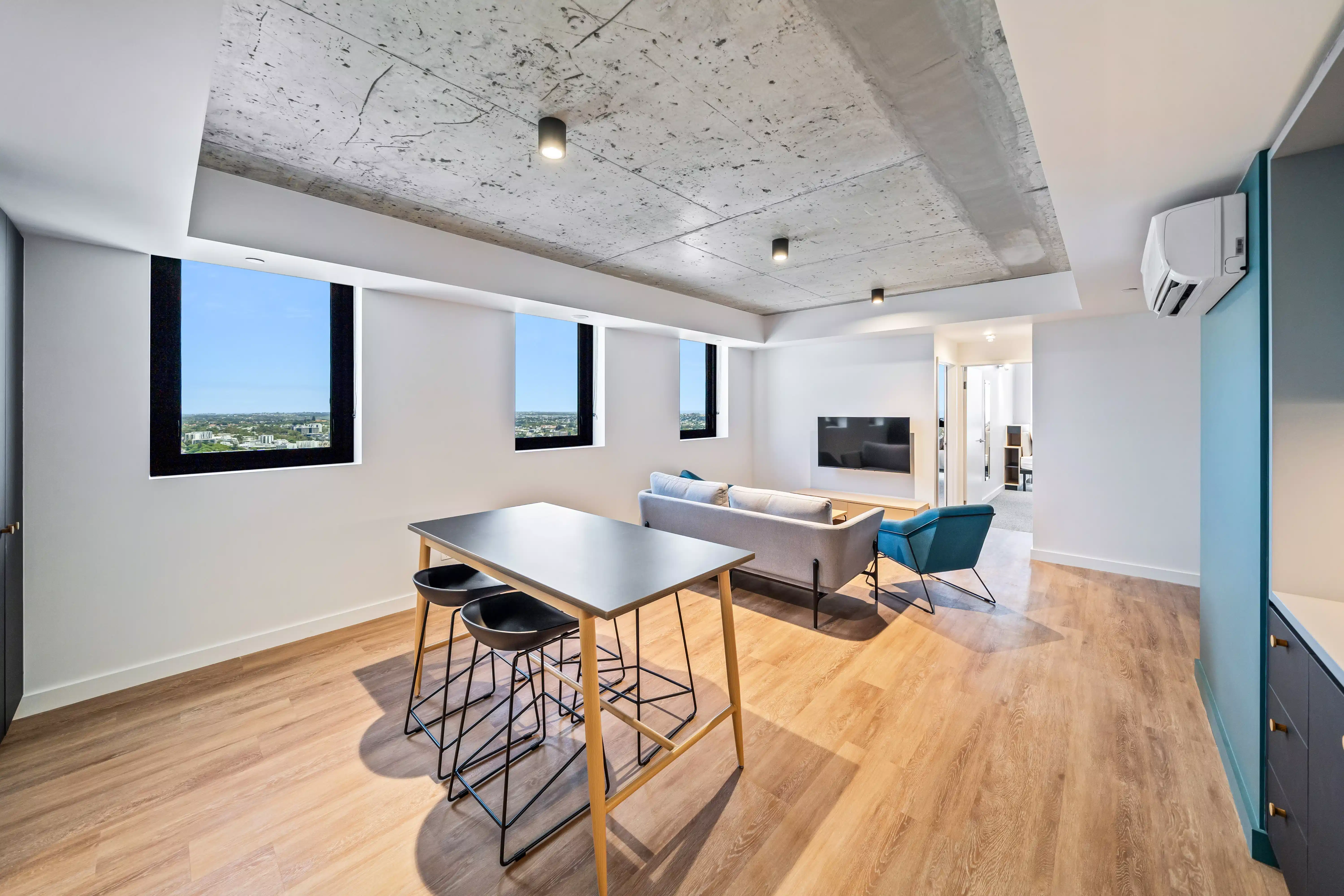 4 Bed Ensuite - 555 Wellington St, Perth-6
