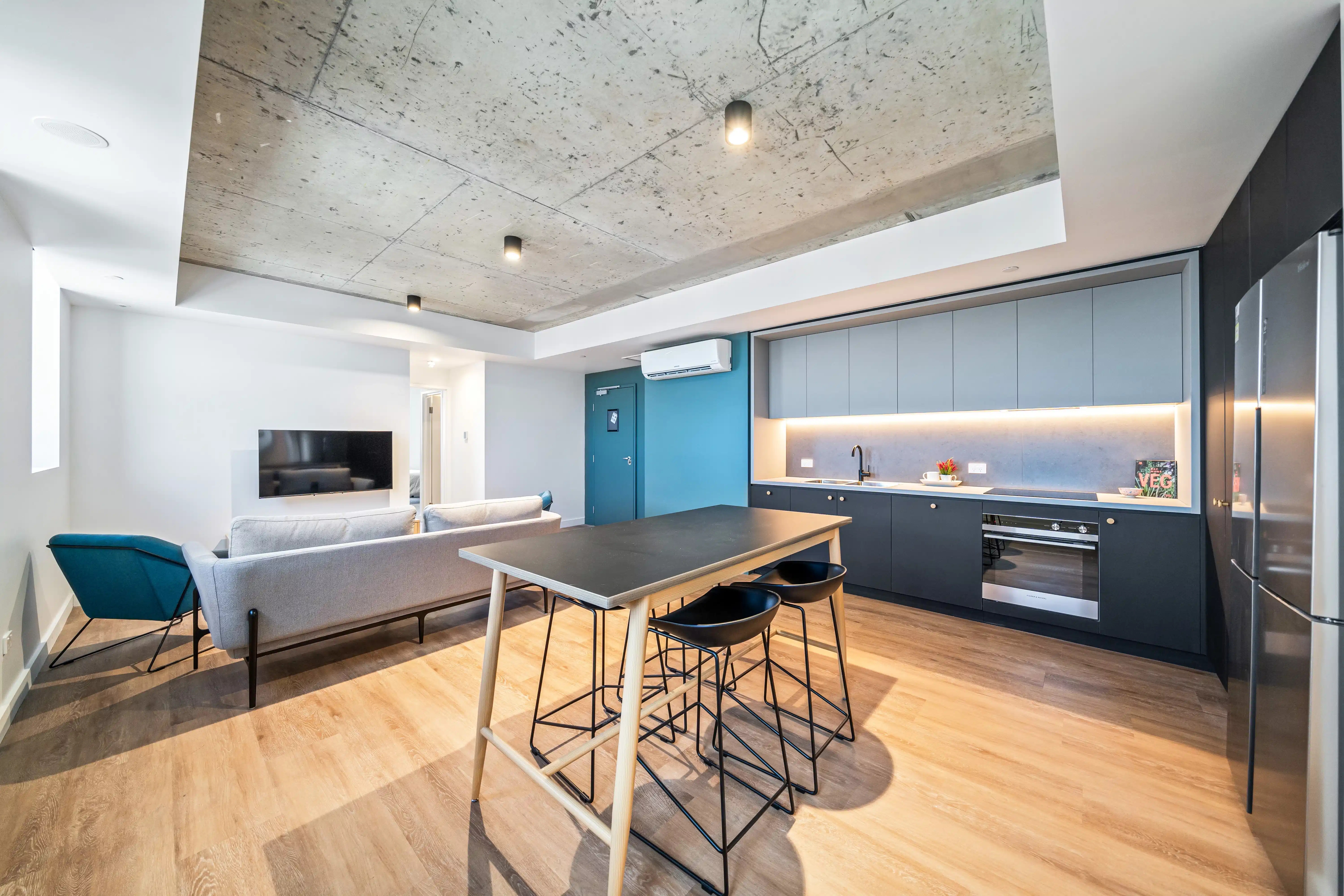 4 Bed Ensuite - 555 Wellington St, Perth-3