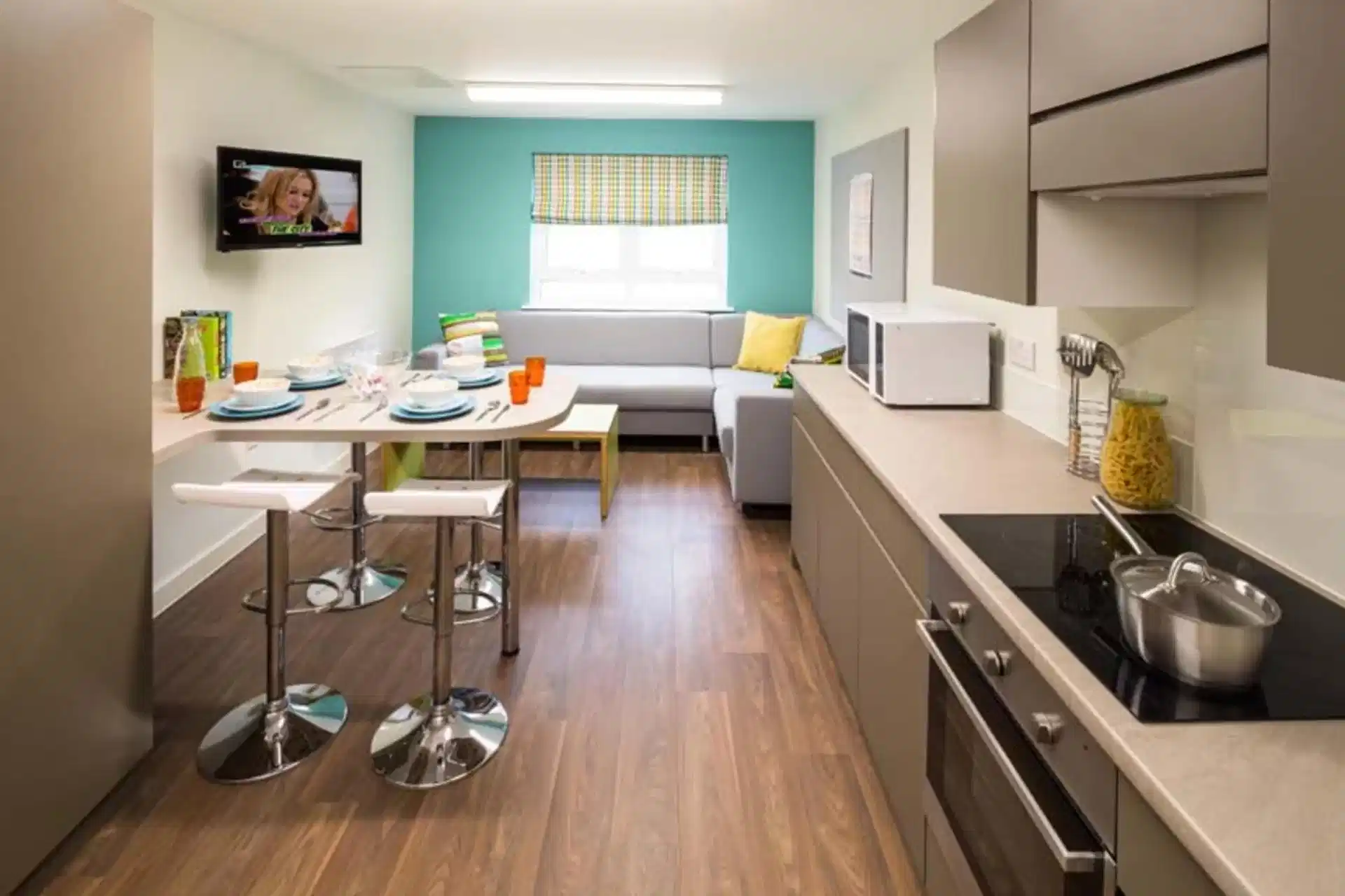 Superior Ensuite 2 Bed - Kitchen