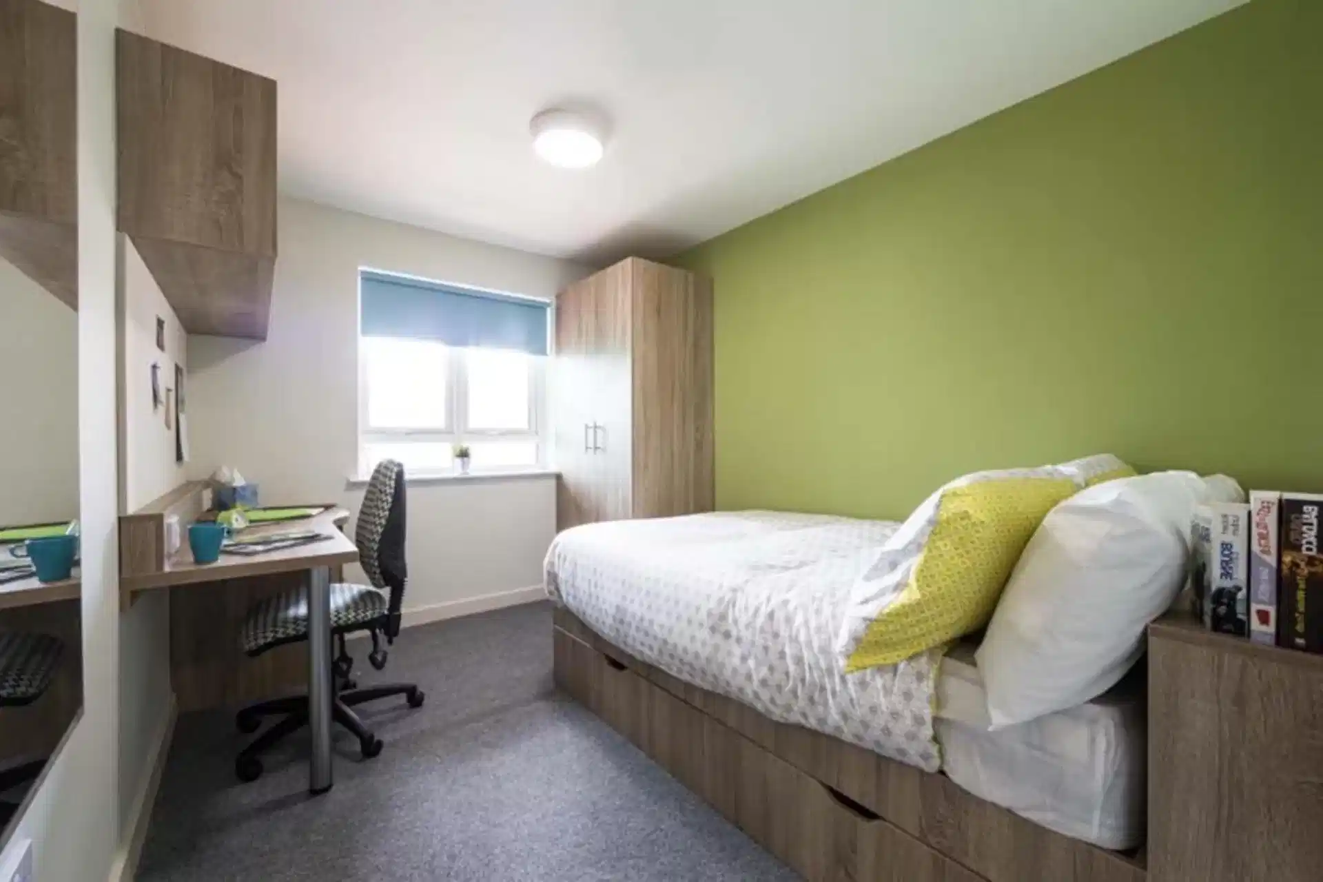 Premium Ensuite 4 Bed - Bedroom