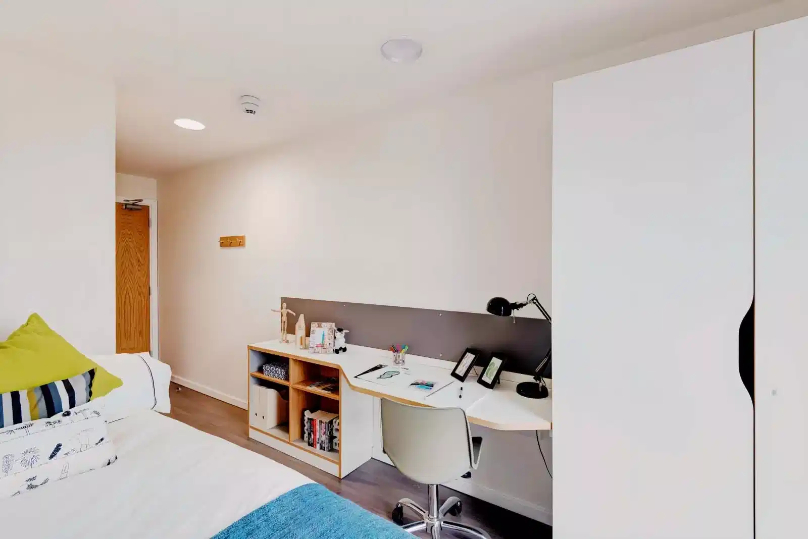 Bronze En Suite - Bedroom