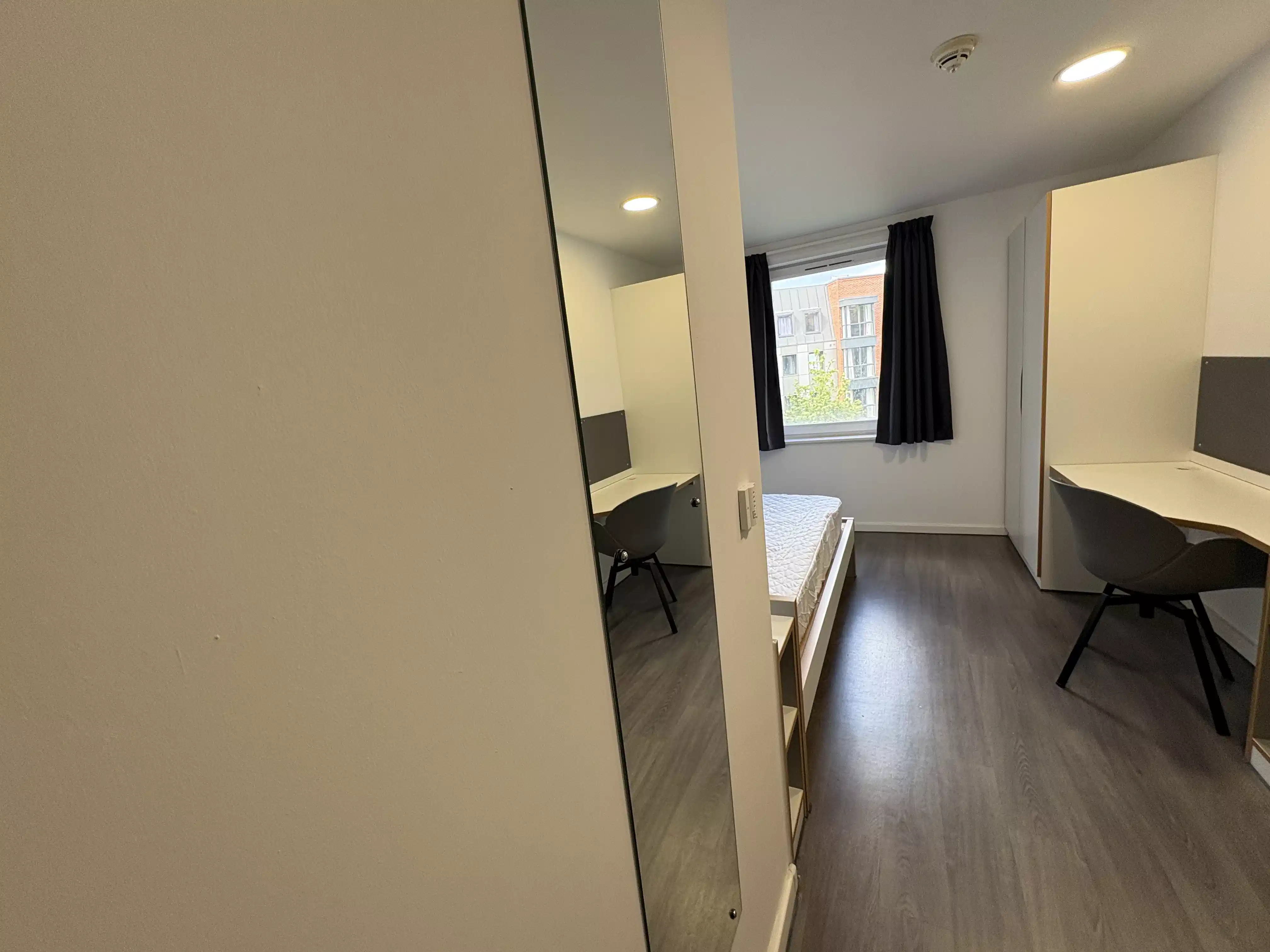 Silver Ensuite - Bedroom