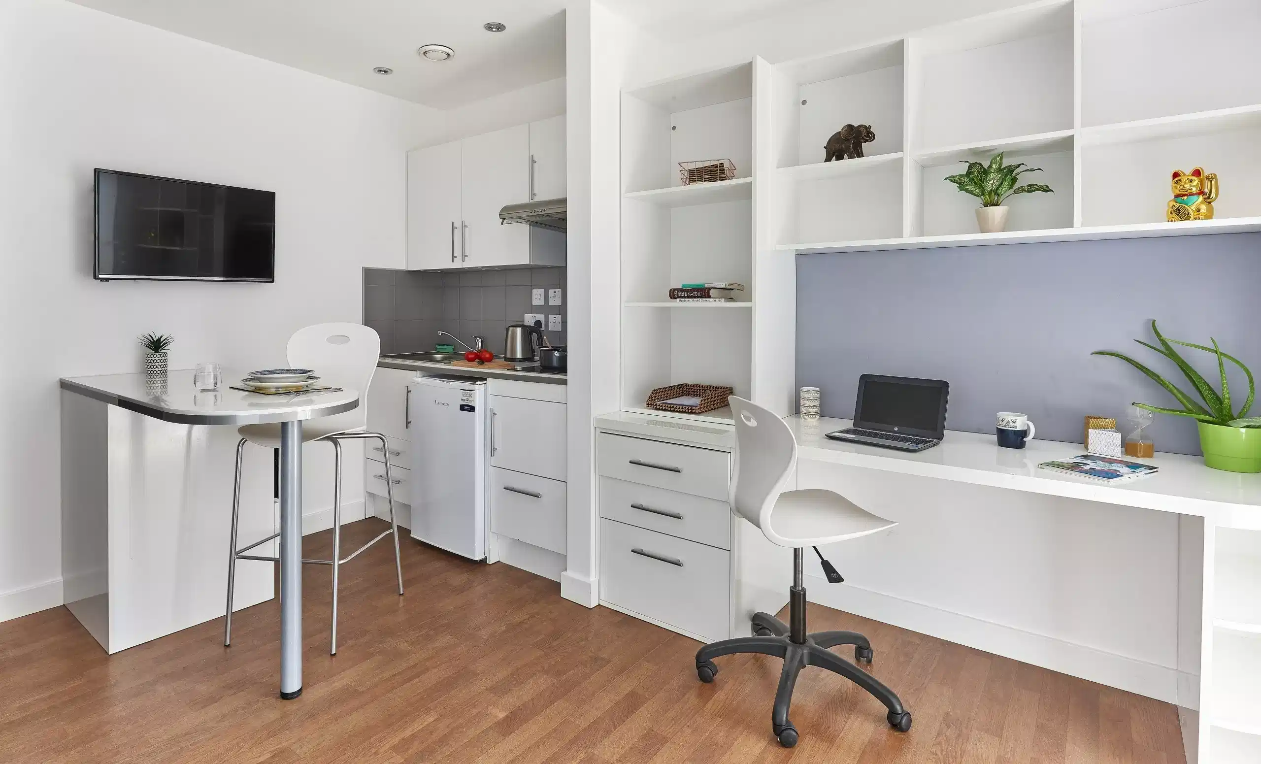 Premier Studio Plus - Amenities