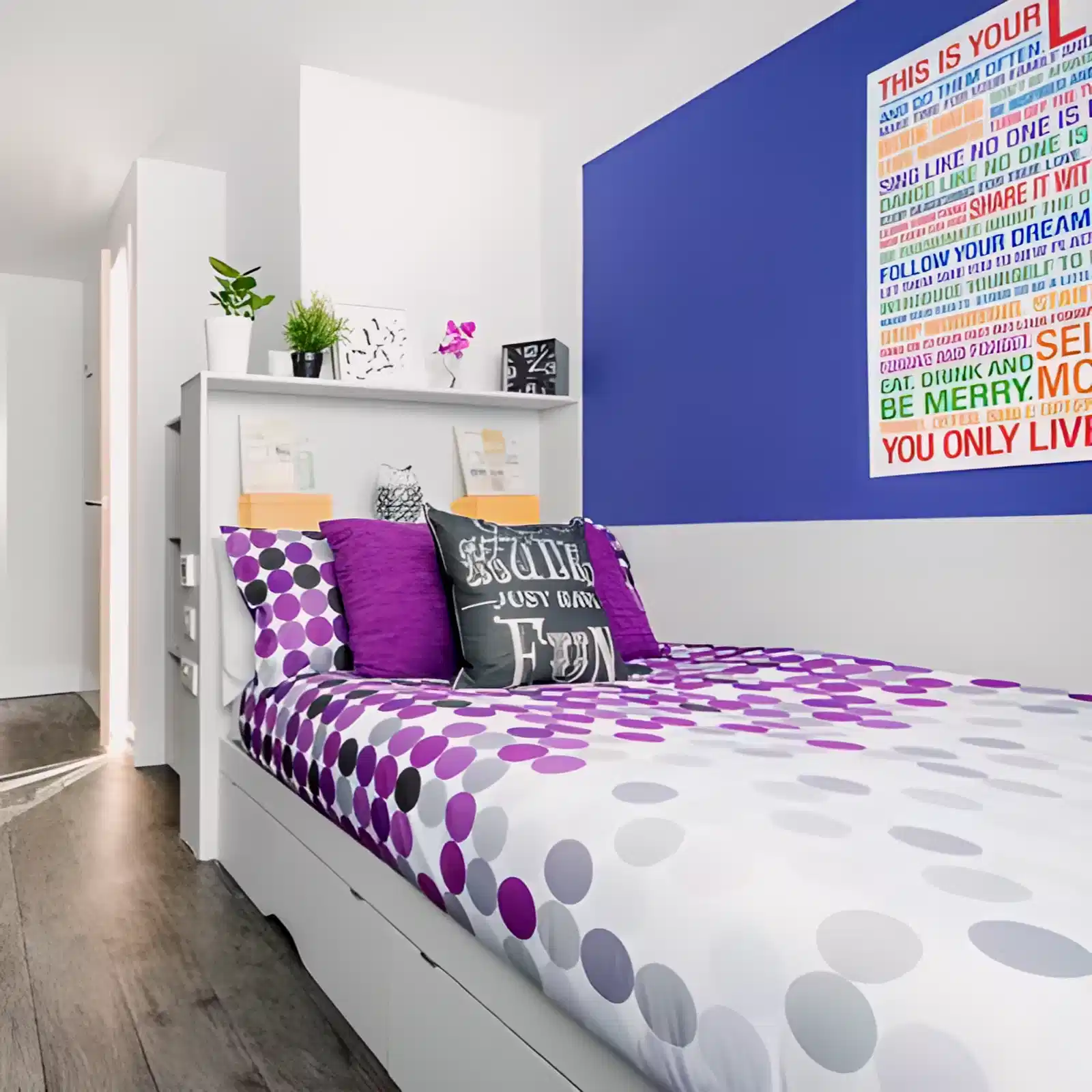 Premium Ensuite - Bedroom