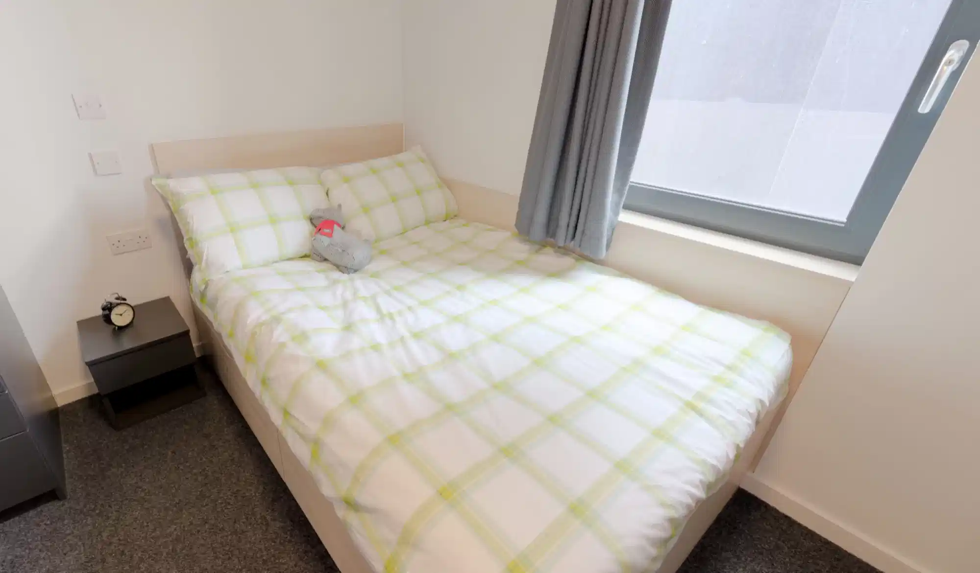 Deluxe Ensuite - Bedroom