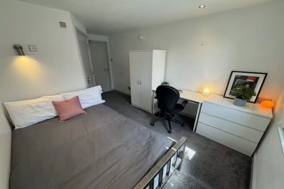 1 Bedroom Apartment - Bedroom